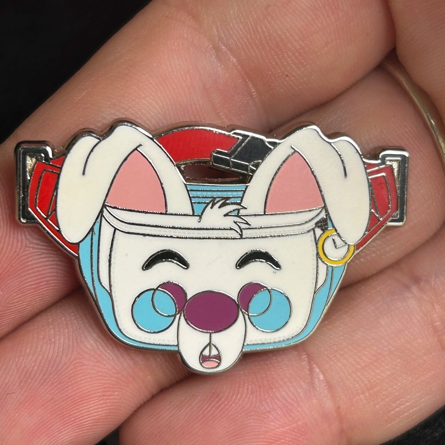 2020 - White Rabbit - Alice In Wonderland - Fanny Pack - Mystery Pin