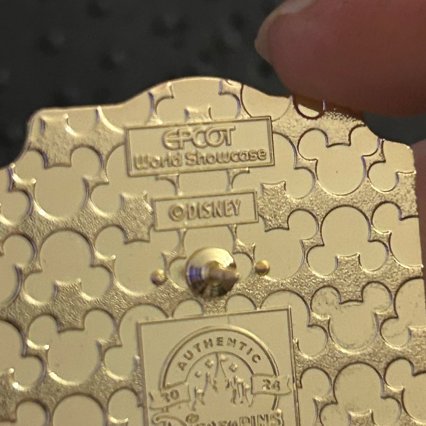 2024 - Mickey and Minnie - Italy - Epcot - Disney Pin