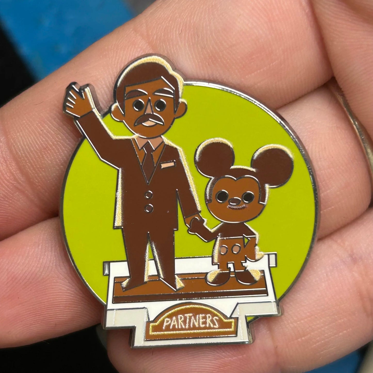 2023 - Walt and Mickey Mouse - Partners Statue - Mystery Pin