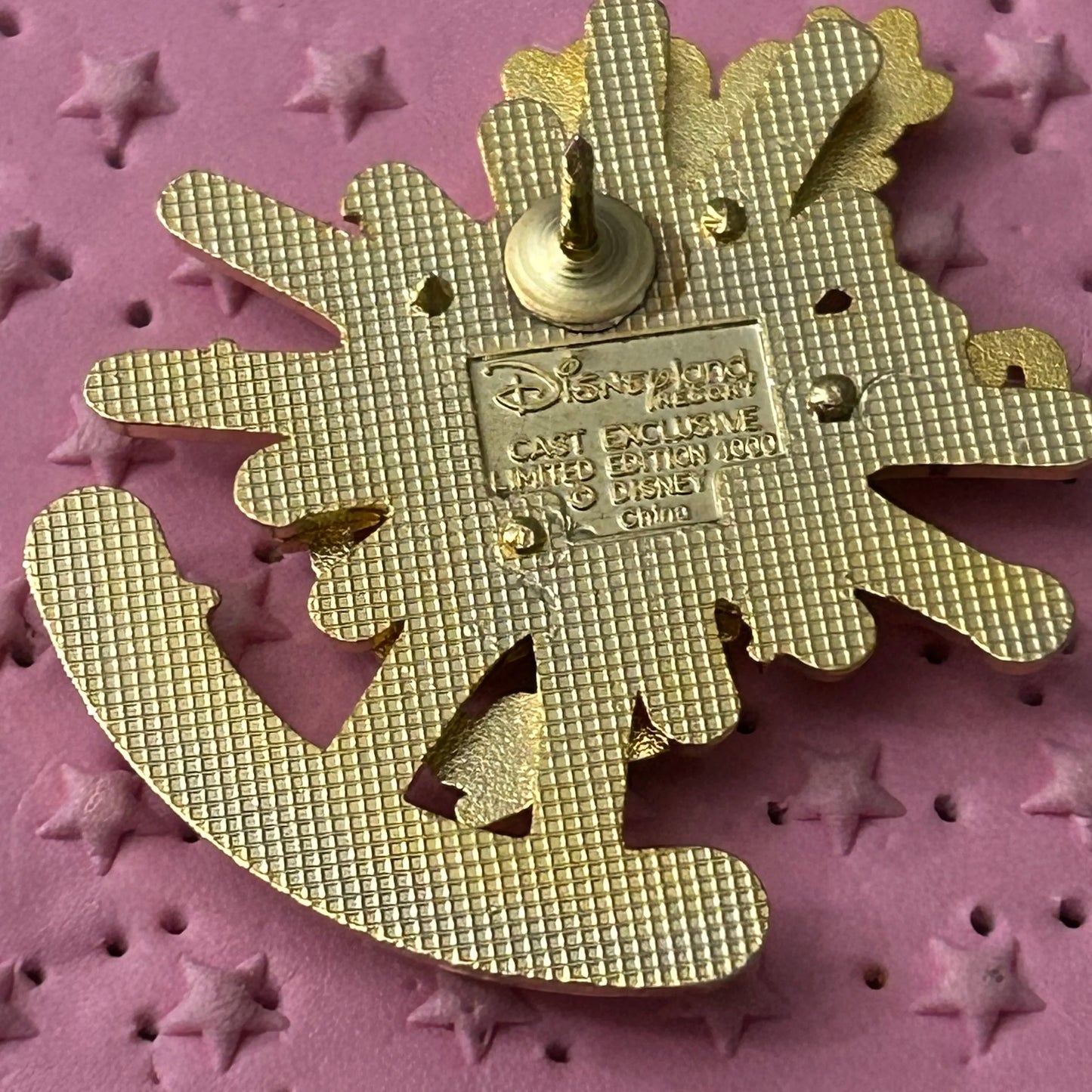 Vintage LE Cast Exclusive Mickey Cast Blast Pin