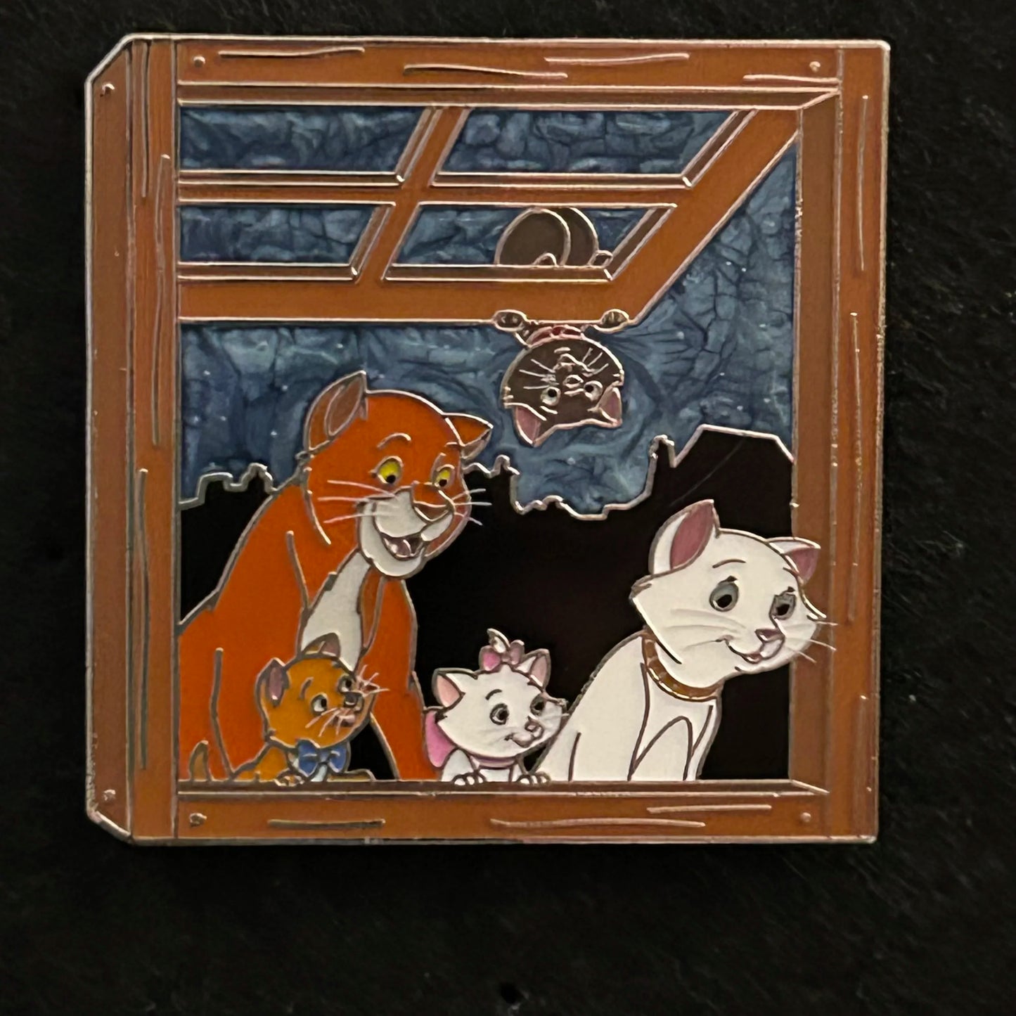 2023 - Duchess, Thomas O’Malley, Marie, Toulouse, Berlioz - The Aristocats - Sitting at Window - Disney Pin