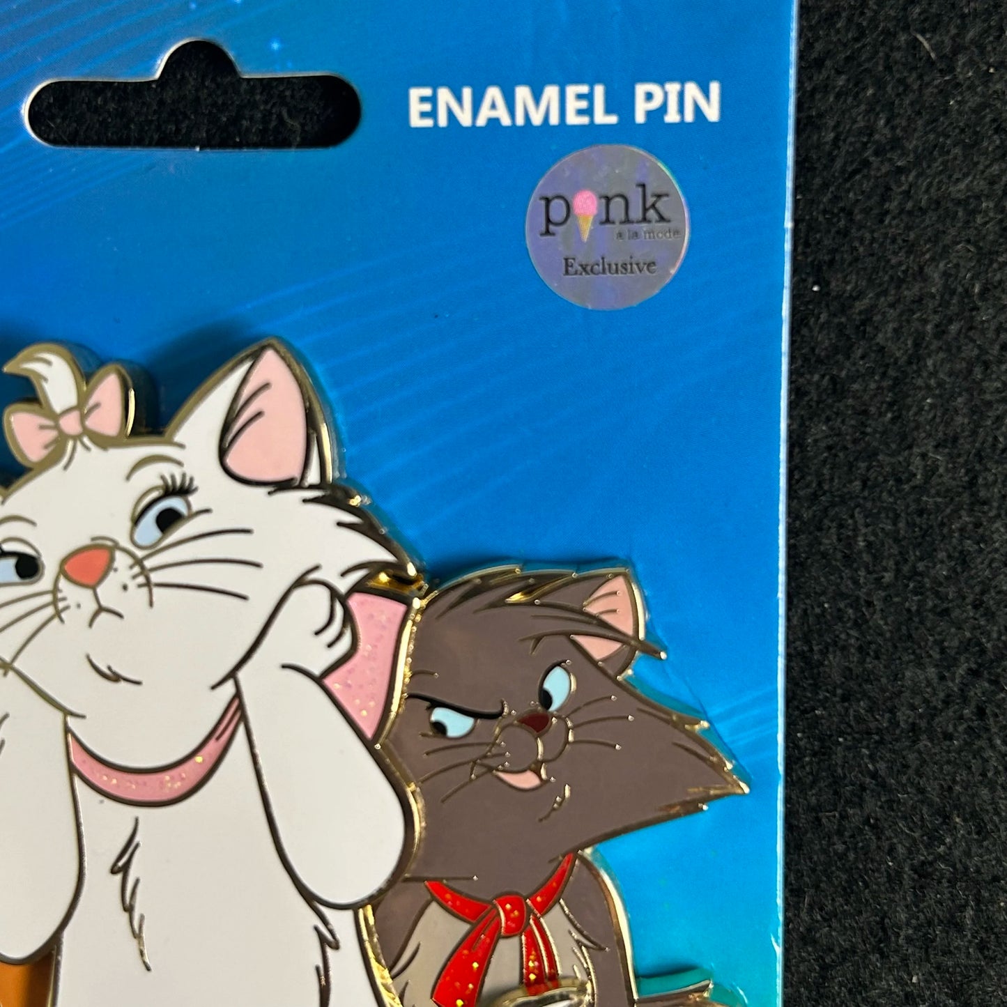 Pink a la Mode - MII - Marie, Berlioz, & Toulouse - LE 300 - Disney Pin