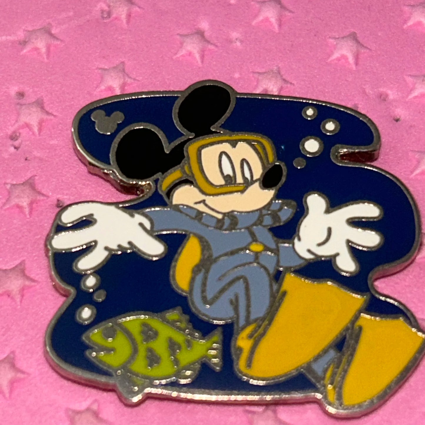 Mickey Mouse Hidden Mickey Scuba Diving Pin