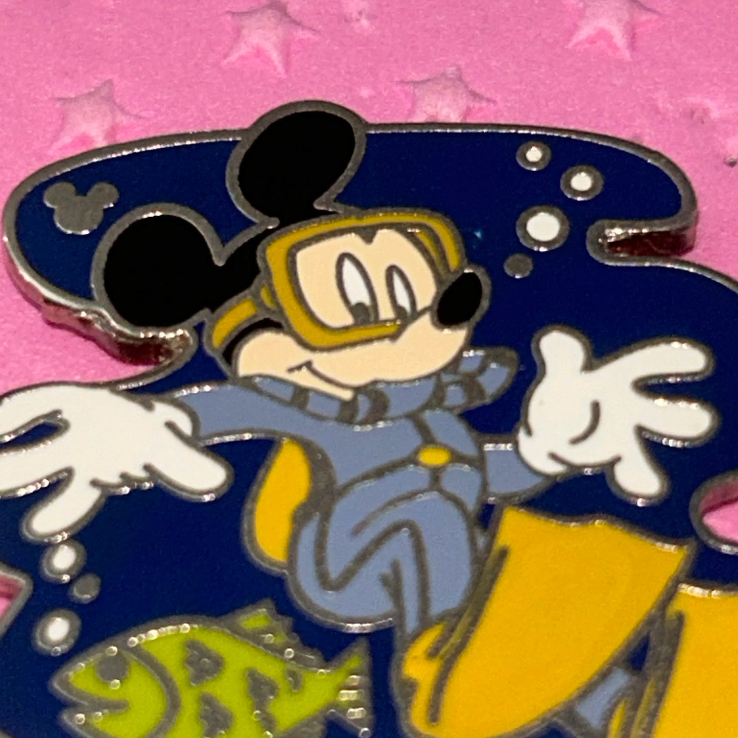 Mickey Mouse Hidden Mickey Scuba Diving Pin