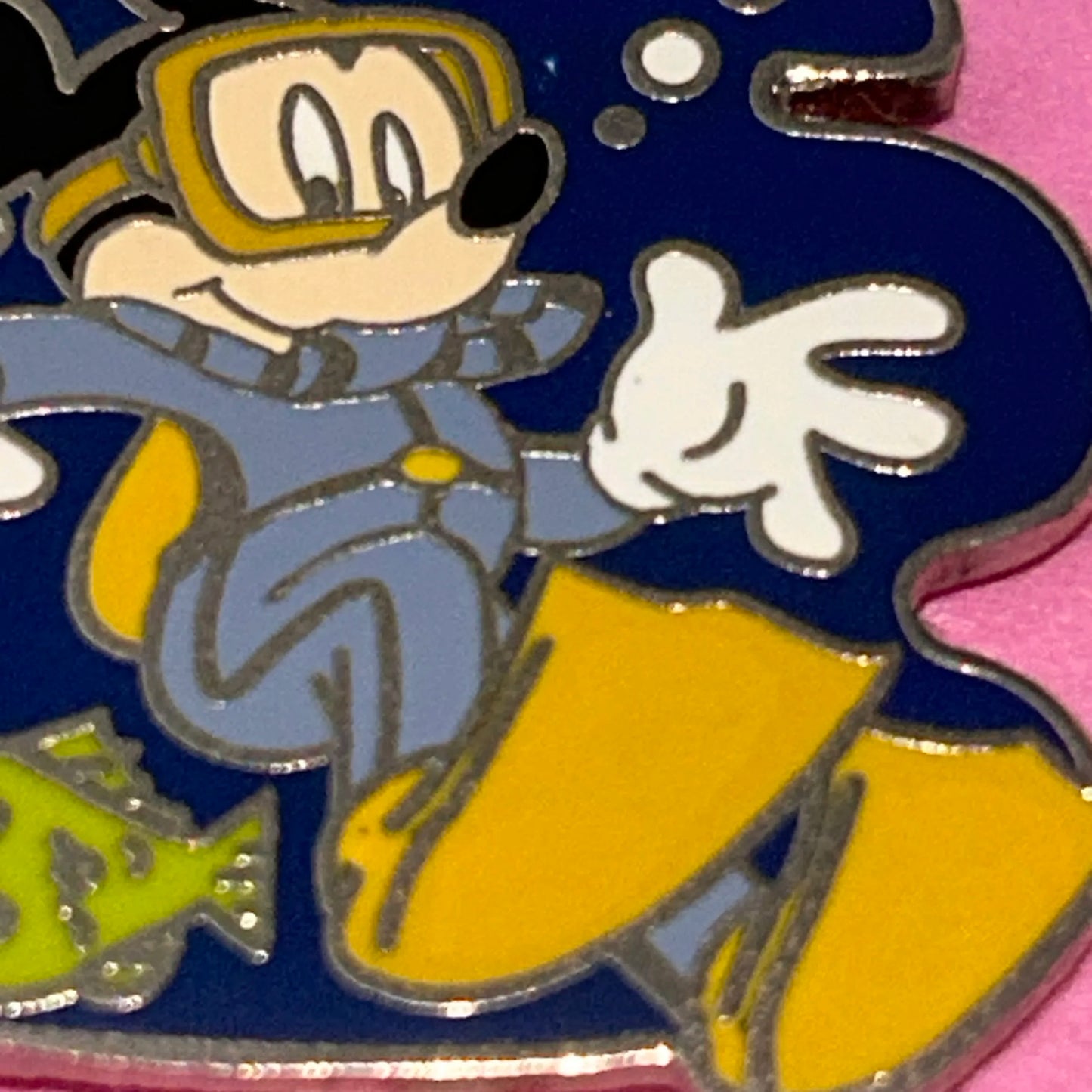Mickey Mouse Hidden Mickey Scuba Diving Pin