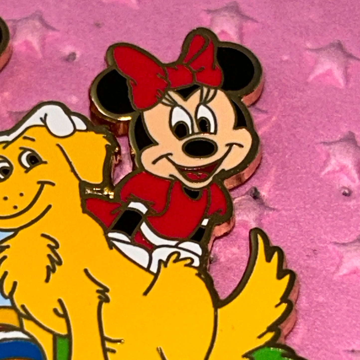 2003 Mickey and Minnie Hilton Head Island Resort pin