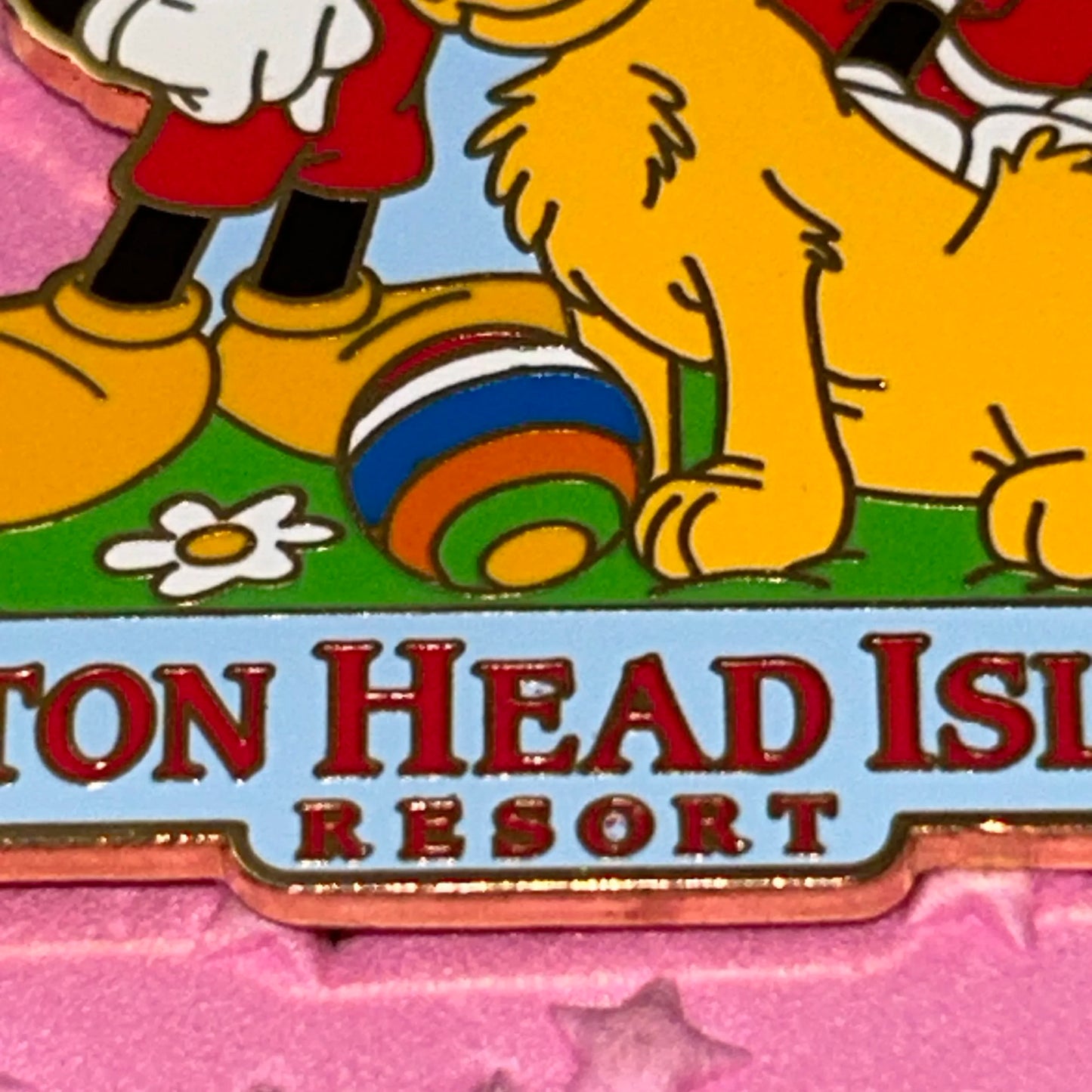 2003 Mickey and Minnie Hilton Head Island Resort pin