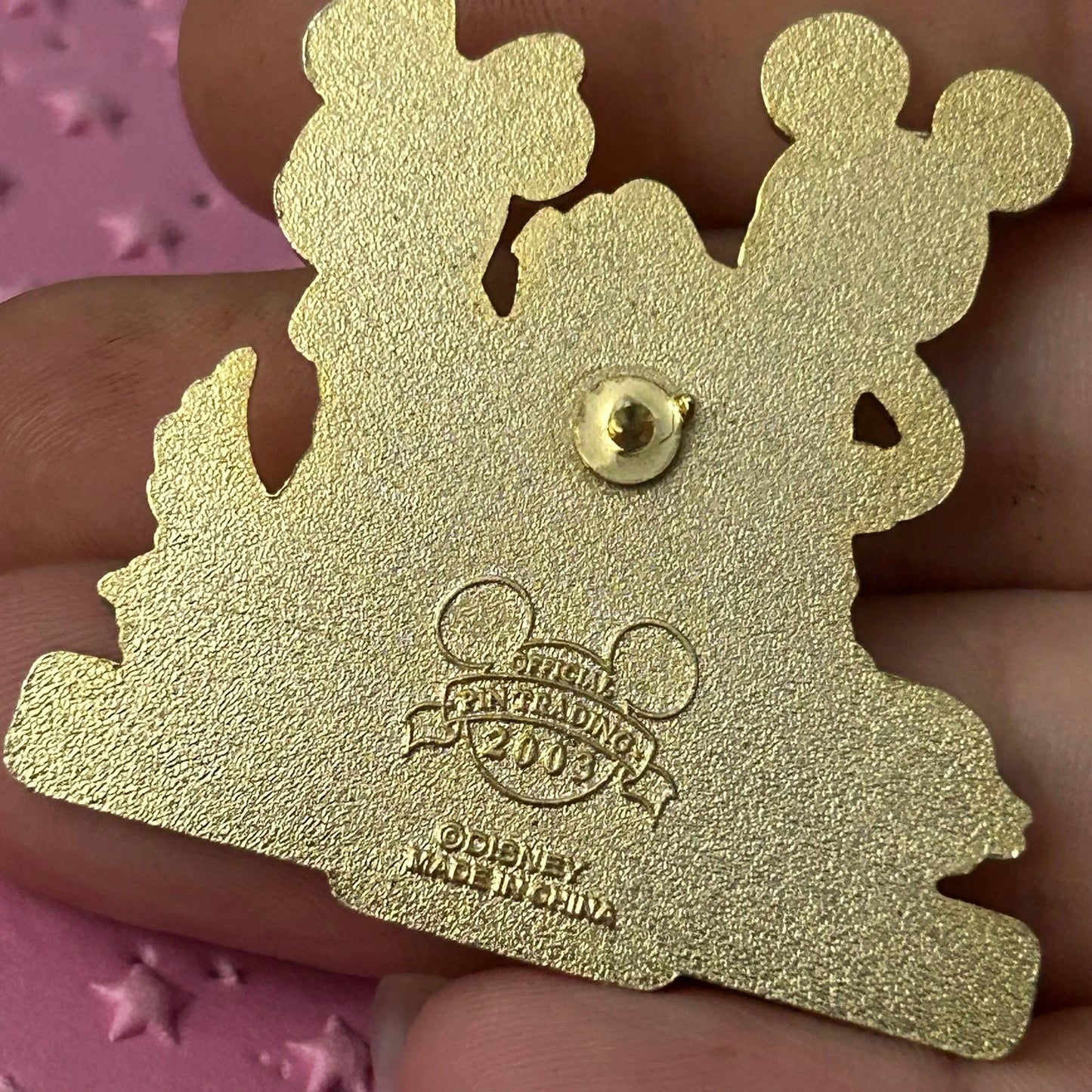 2003 Mickey and Minnie Hilton Head Island Resort pin