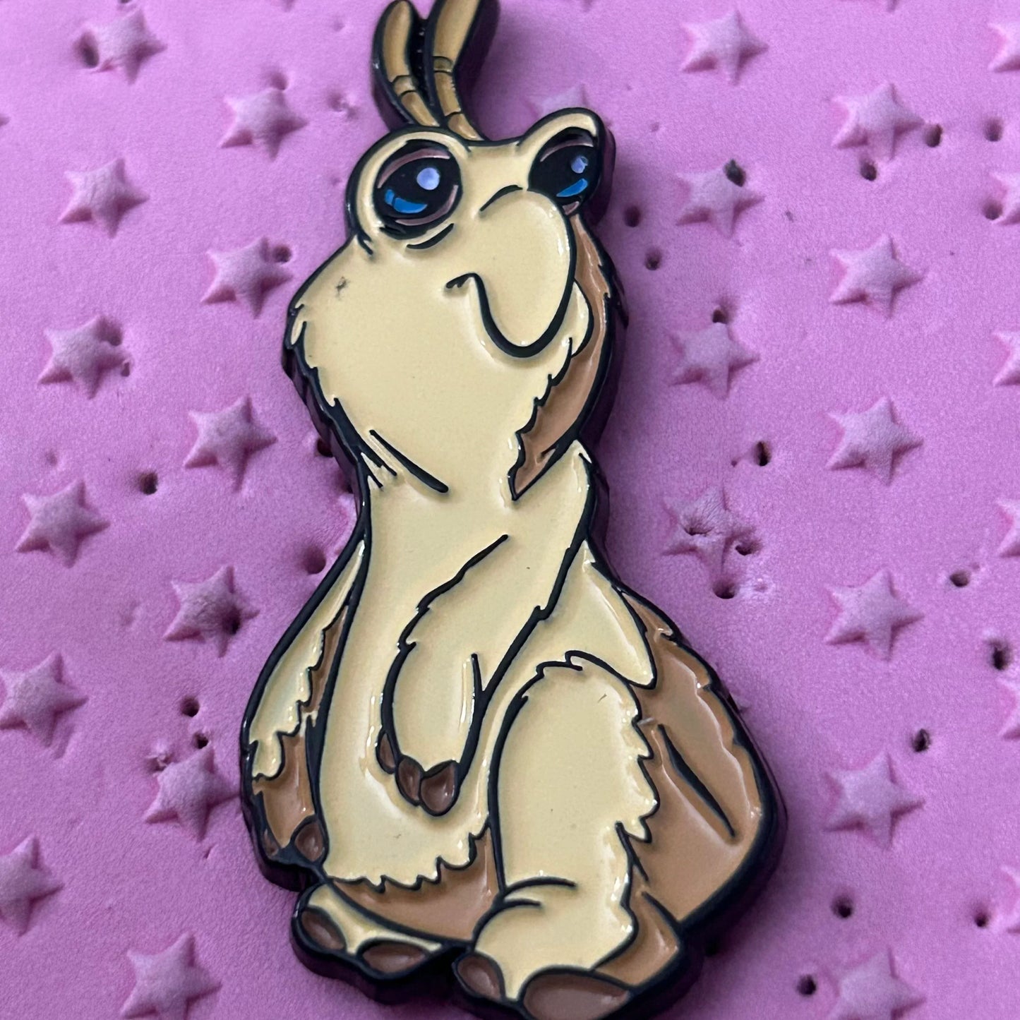 2021 D23 LE Skippy Pin from Alien/ Stitch
