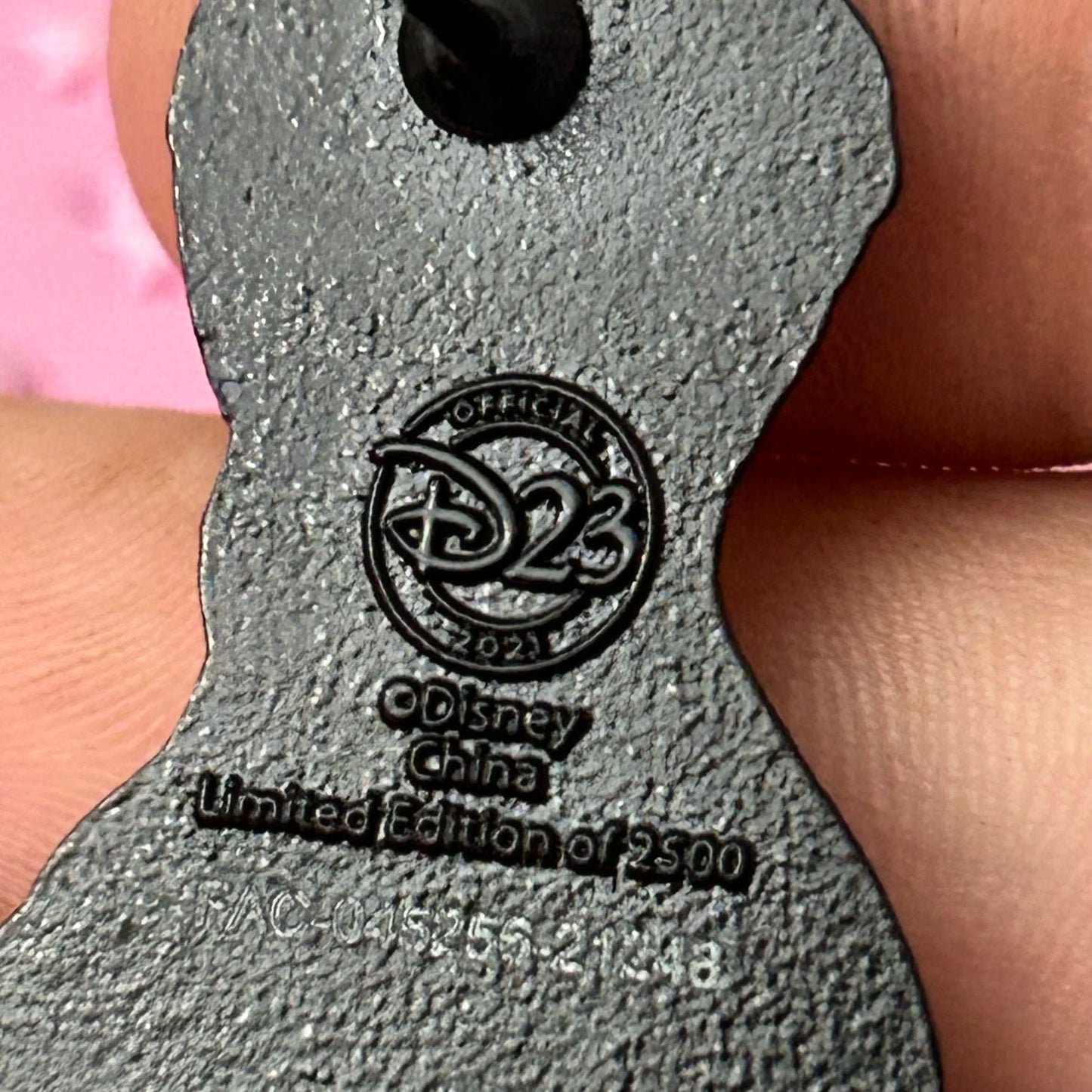 2021 D23 LE Skippy Pin from Alien/ Stitch