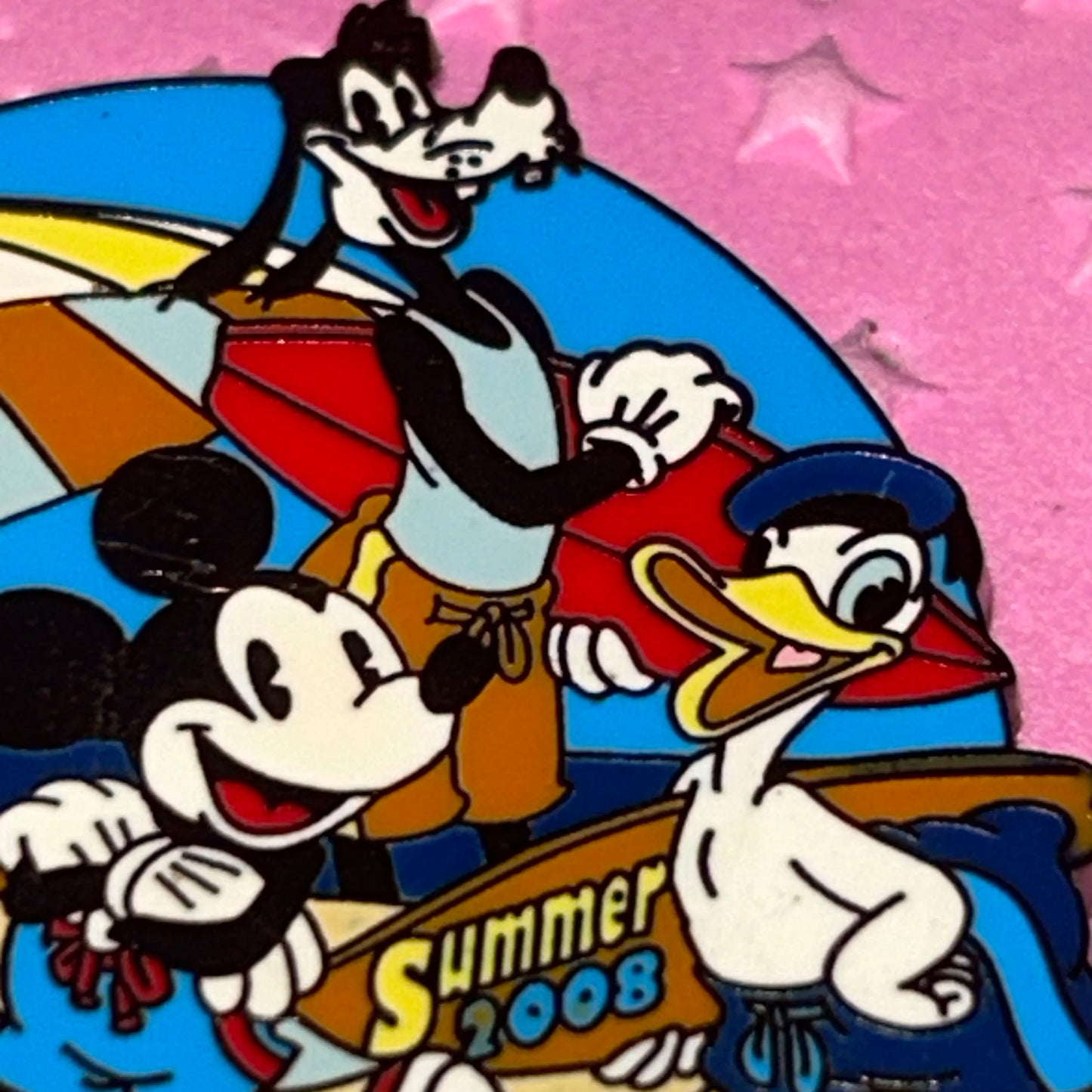 2008 cast exclusive resort operations pin