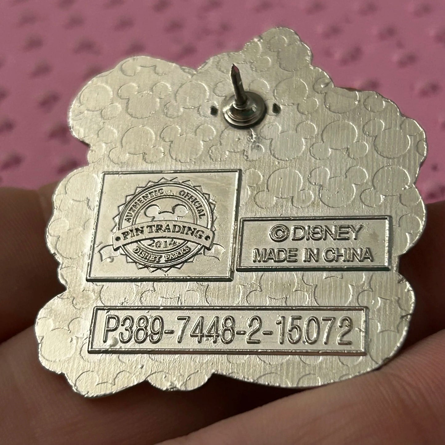 2014 Minnie Mouse born to shop pin