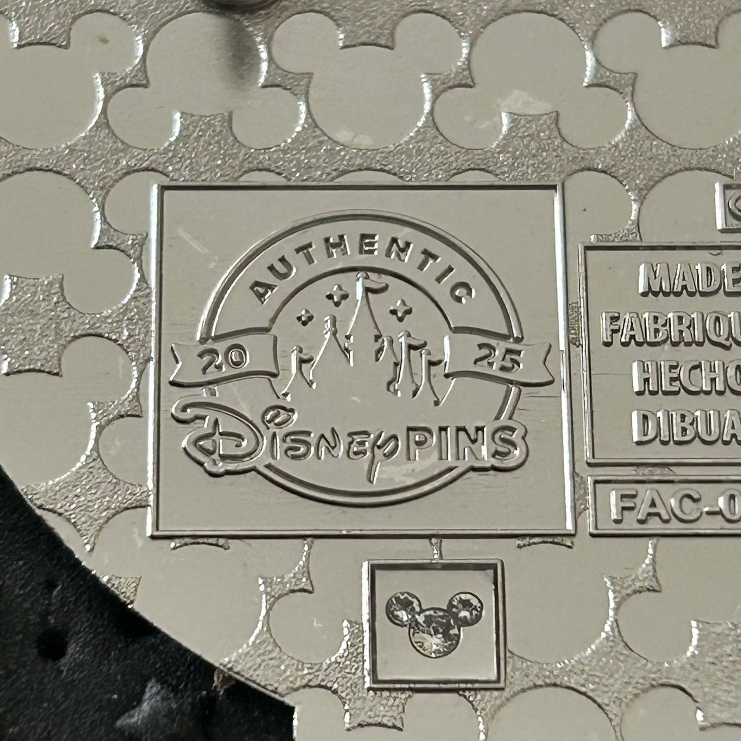 2025 - Fab 6 - Cluster - Mickey, Minnie, Donald, Daisy, Goofy and Pluto - Disney Pin