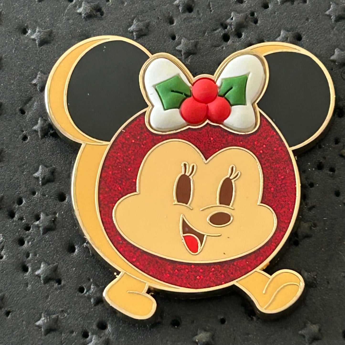 2024 - Minnie Mouse - Holiday Munchling - LE - Disney Pin