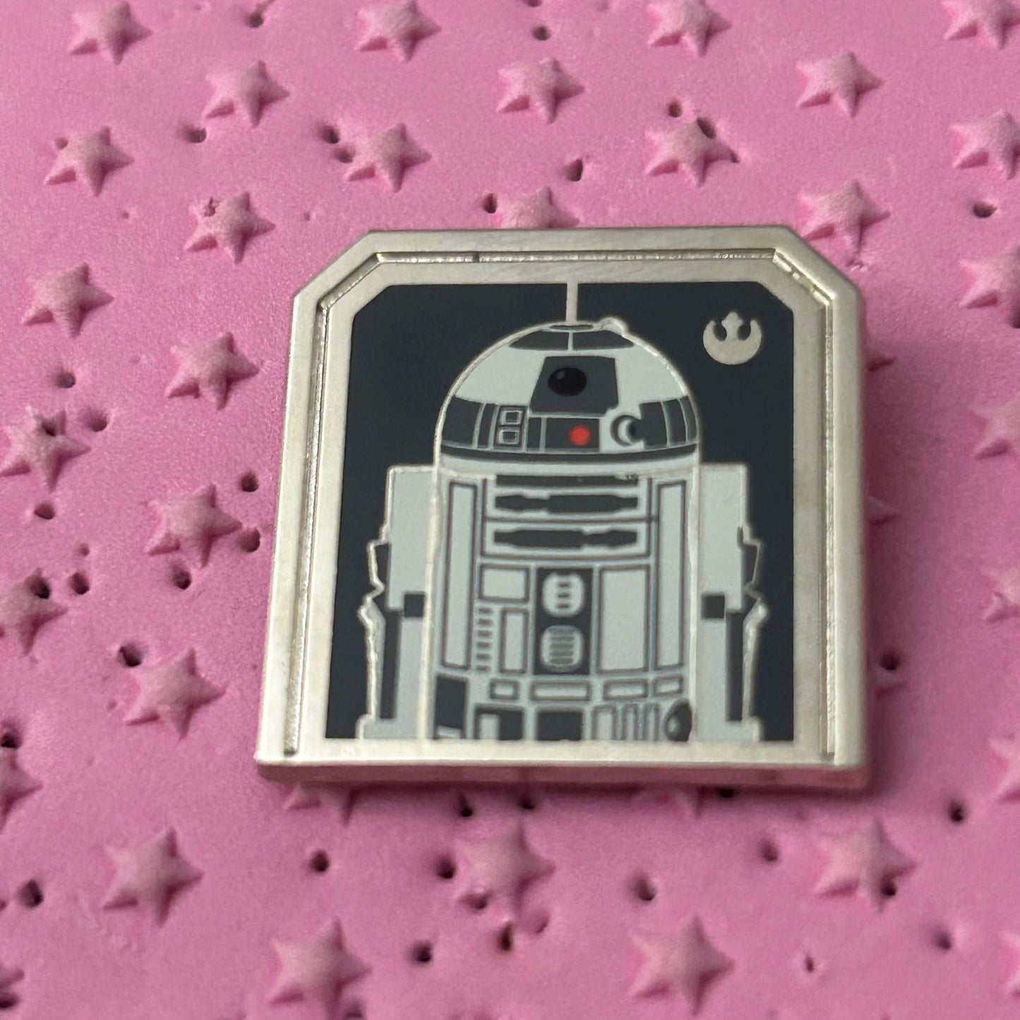 R2-BHD Hidden Disney Grey Droid