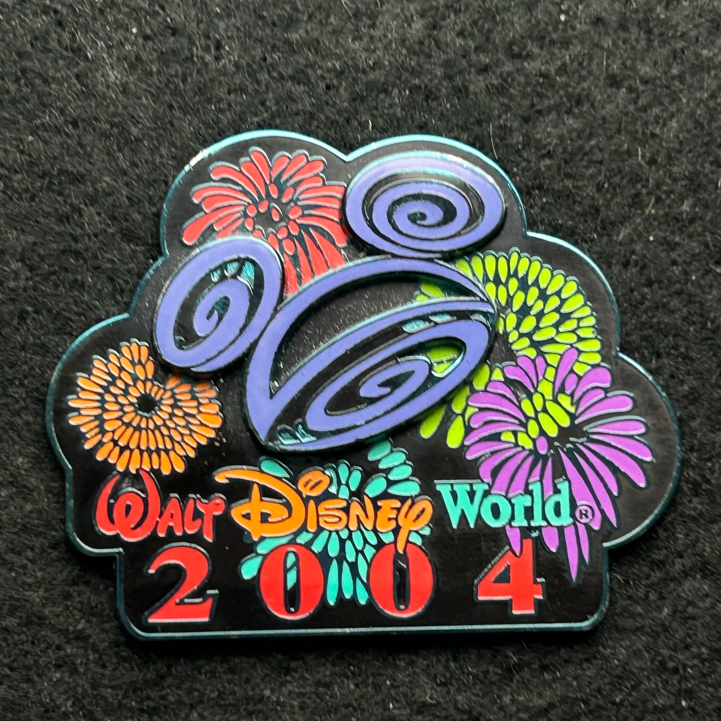 2004 - Mickey Mouse - Hat - Retro Colors - WDW - Disney Pin