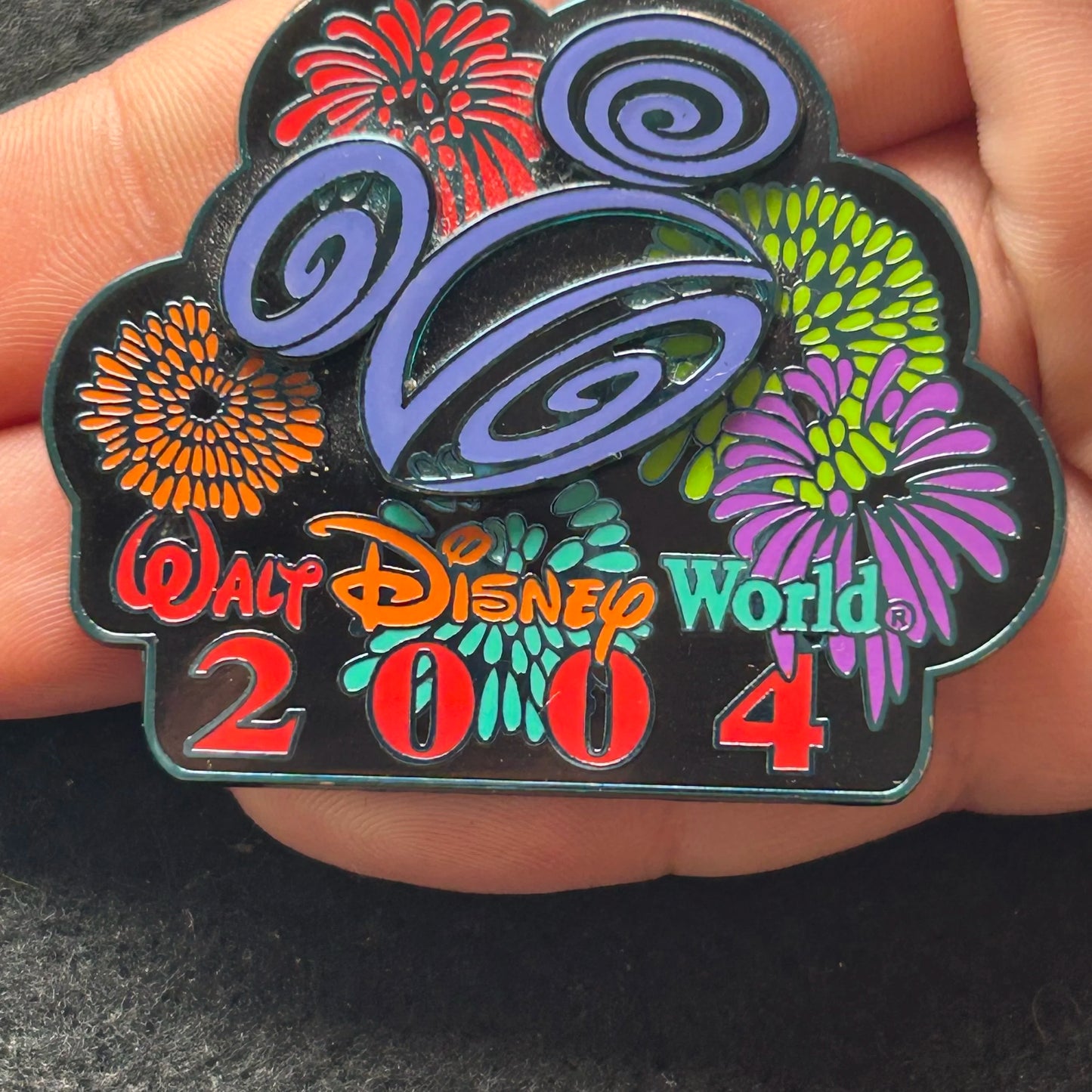 2004 - Mickey Mouse - Hat - Retro Colors - WDW - Disney Pin