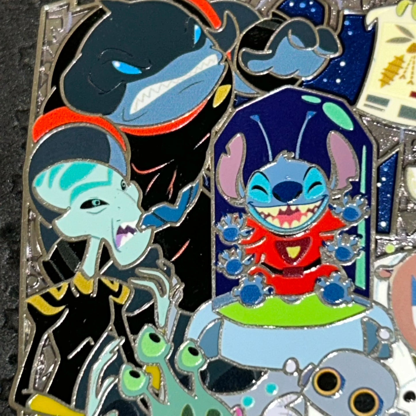 2024 - Lilo and Stitch - Supporting Cast - Disney Pin