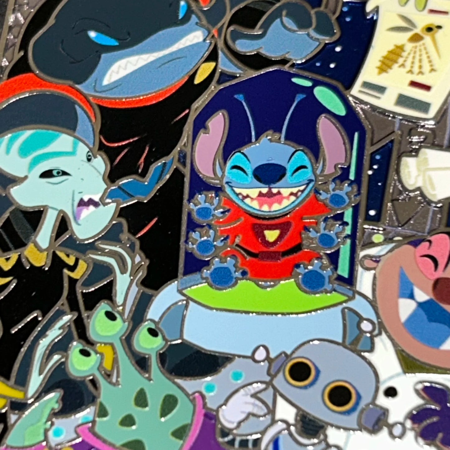 2024 - Lilo and Stitch - Supporting Cast - Disney Pin