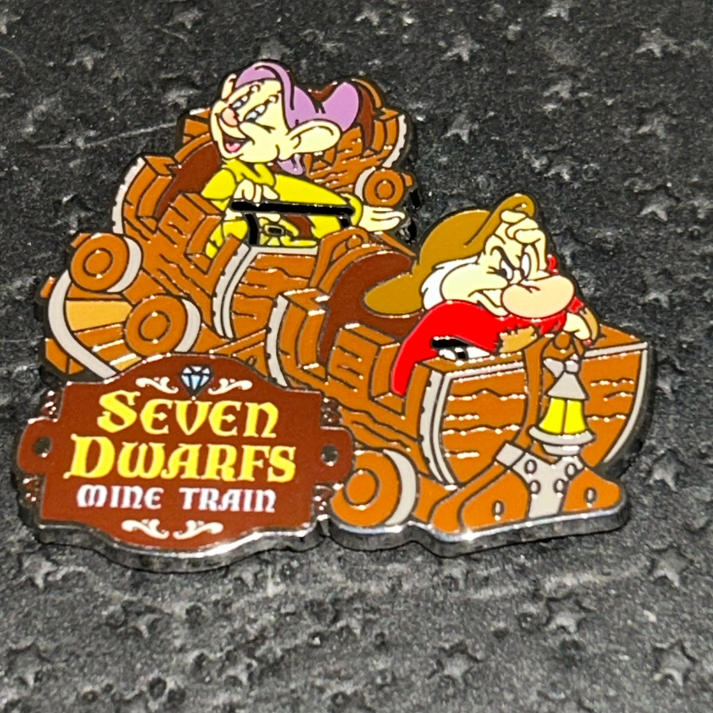 2024 - Dopey and Grumpy - Seven Dwarfs Mine Train - MGK - WDW - Disney Pin