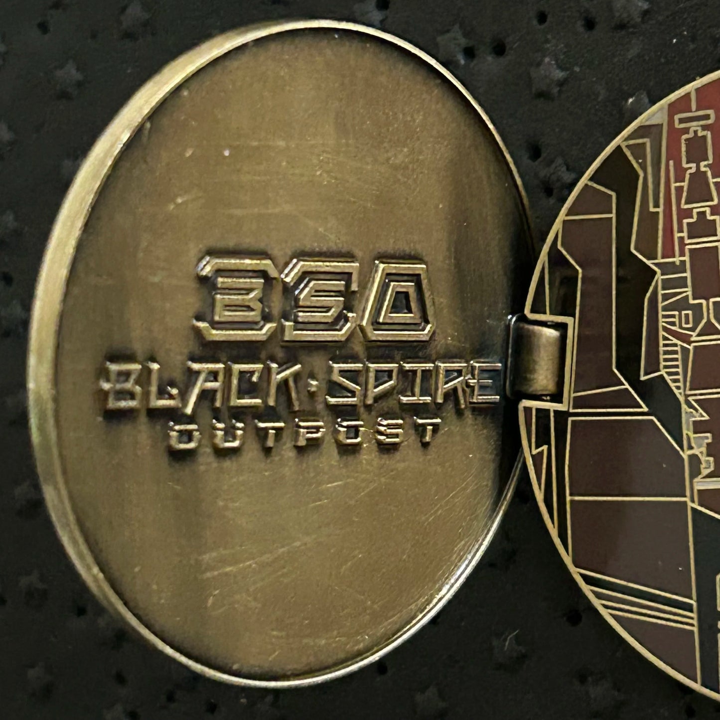 2019 - Ogas Cantina - Black Spire Outpost - Galaxys Edge - Star Wars - Hinge - Disney Pin