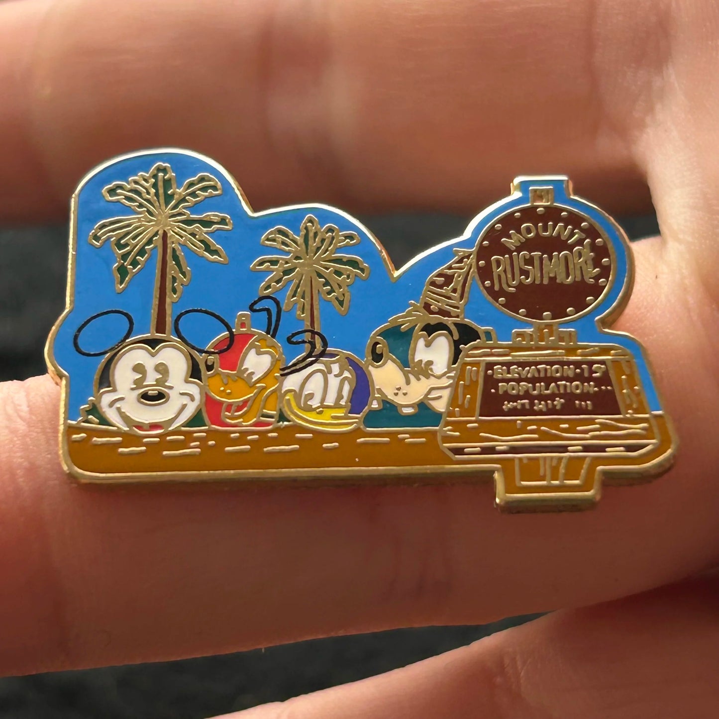 Mickey, Pluto, Donald, Goofy - Mount Rushmore - Castaway Cay - DCL - Disney Pin