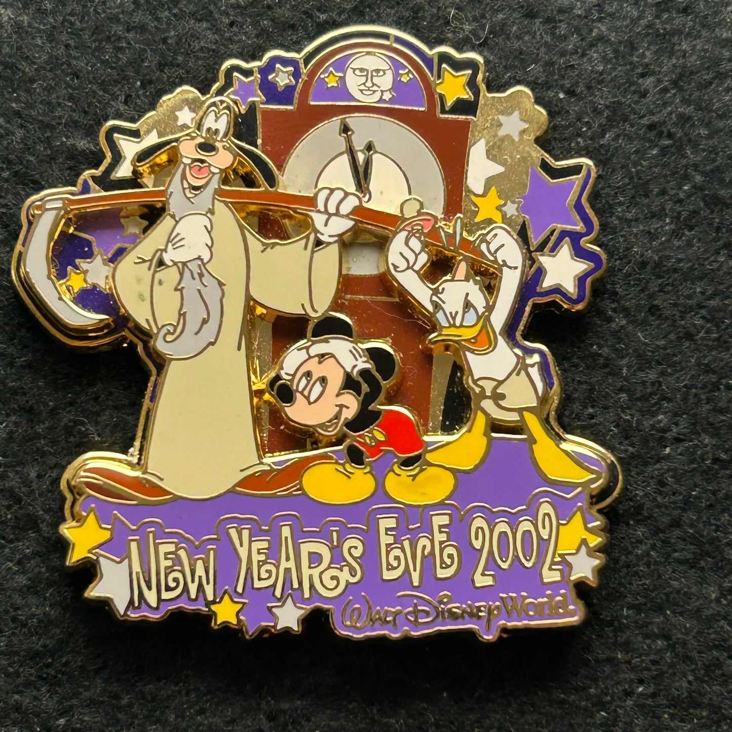 2002 - Goofy, Mickey and Donald Duck - New Years Eve - LE 7,500 - Disney Pin