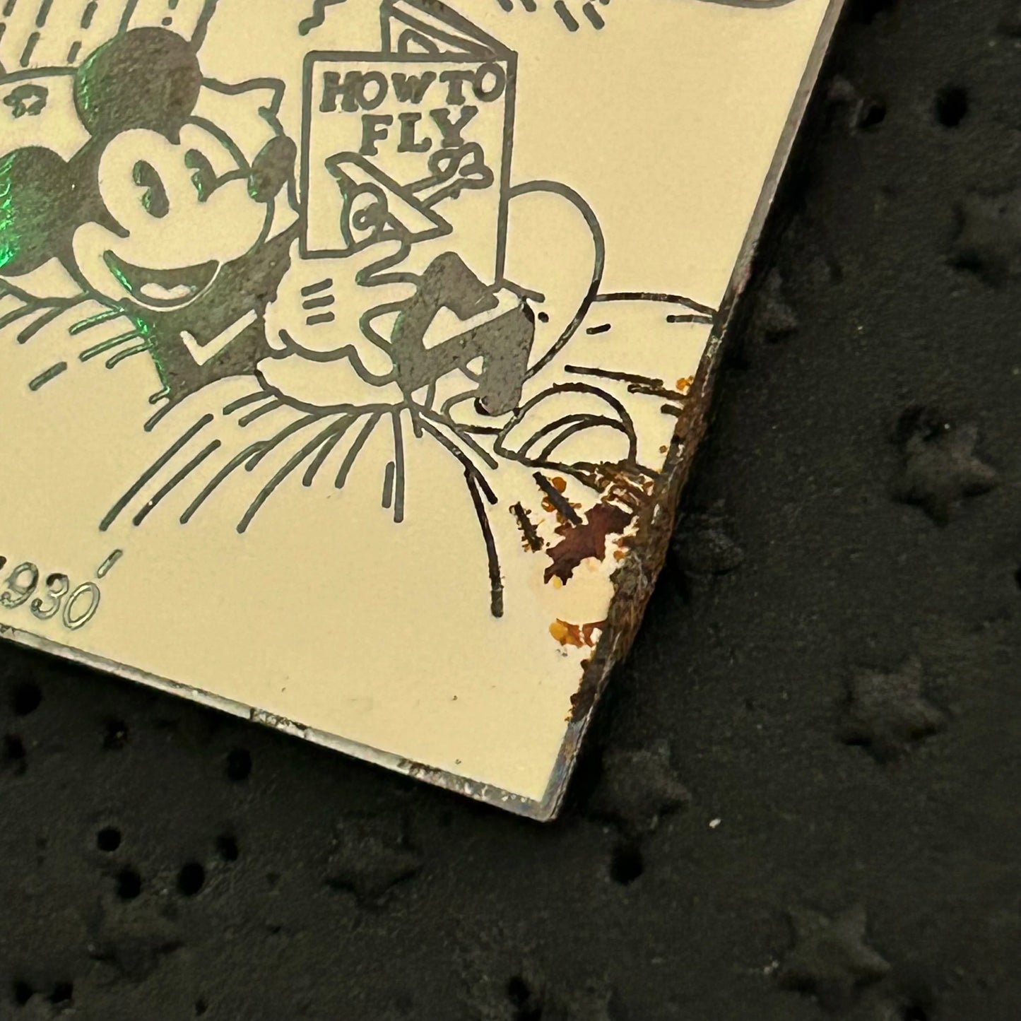 2001 - Mickey Mouse - How To Fly - First Comic Strip 1930 - Millennium - Disney Pin