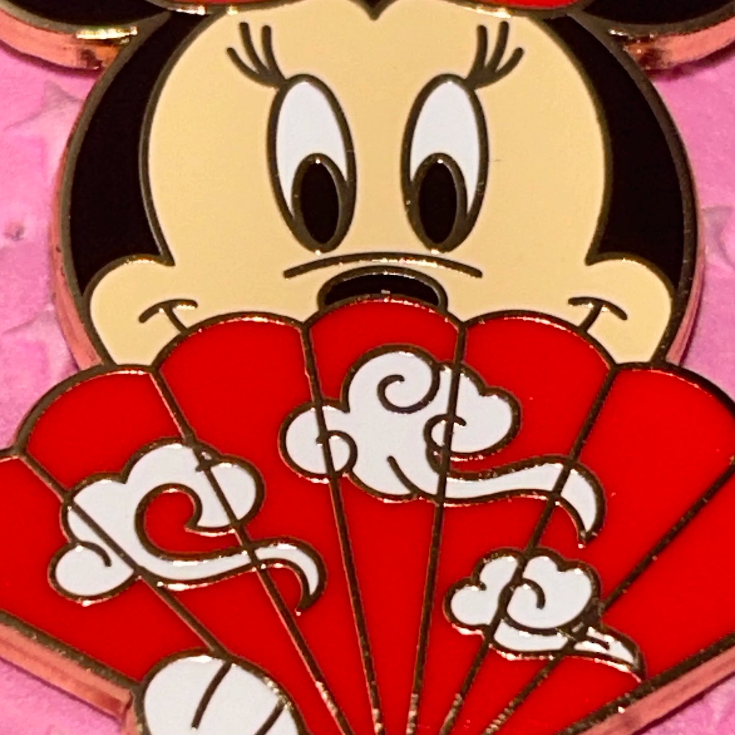 2024 Folding Fan Minnie Mouse Mystery Pin