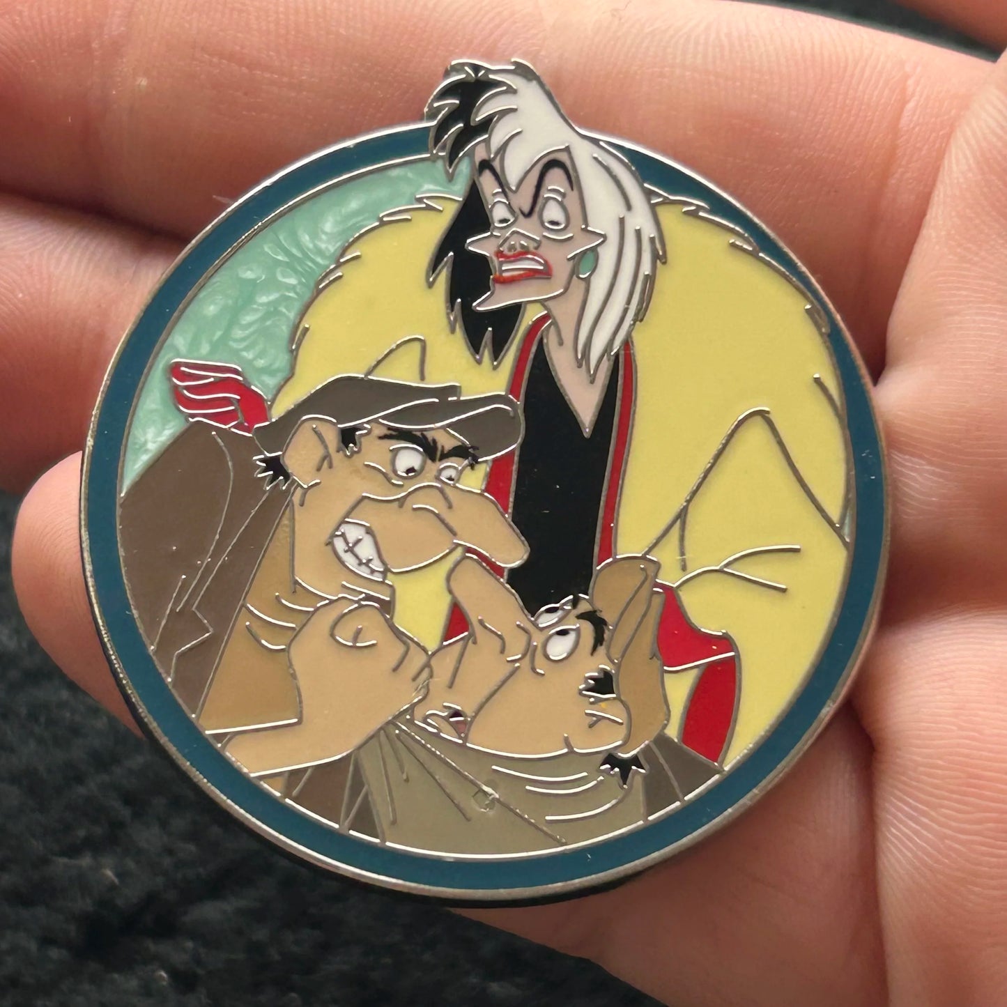 2025 - Cruella De Vil and Jasper and Horace Badun - Villain Series - Disney Pin