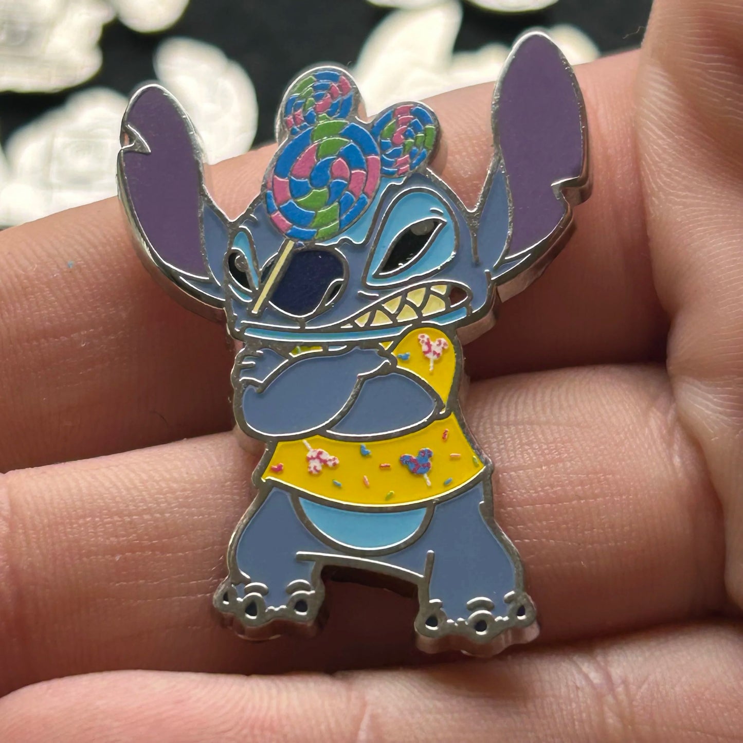 2024 - Full Set - Angel and Stitch - Snack Attack - Mystery Series - 16 Disney Pins