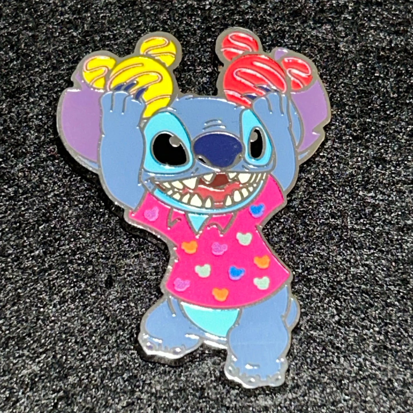 2024 - Stitch - Macaroons - Snack Attack - Mystery Series - Disney Pin