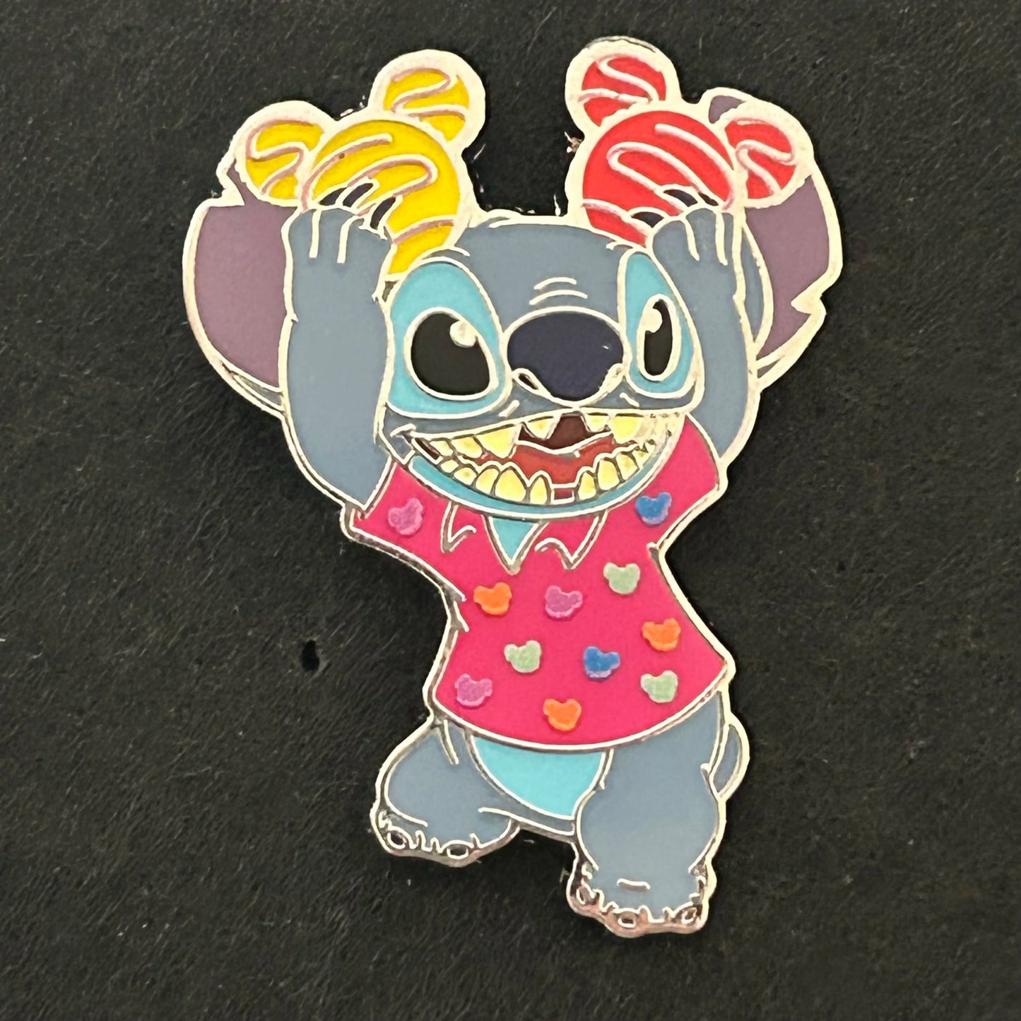 2024 - Stitch - Macaroons - Snack Attack - Mystery Series - Disney Pin