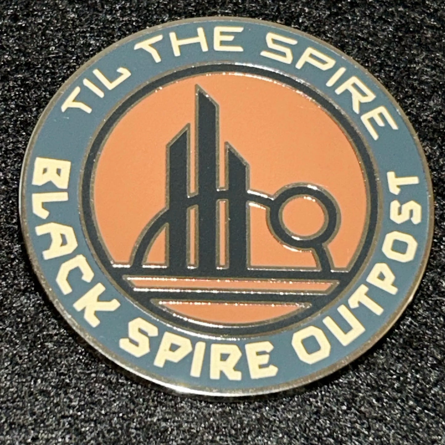 2023 - Black Spire Outpost - Galaxy Edge - Star Wars - Lucas Films - Disney Pin