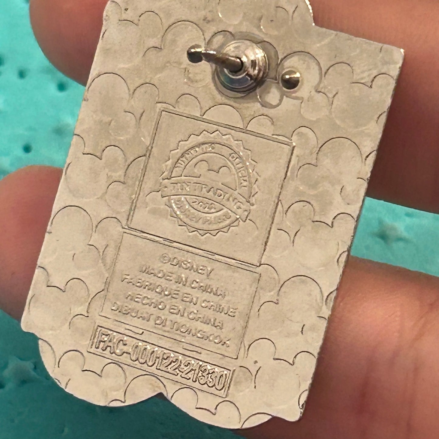2022 Mickey Mouse thinking pin