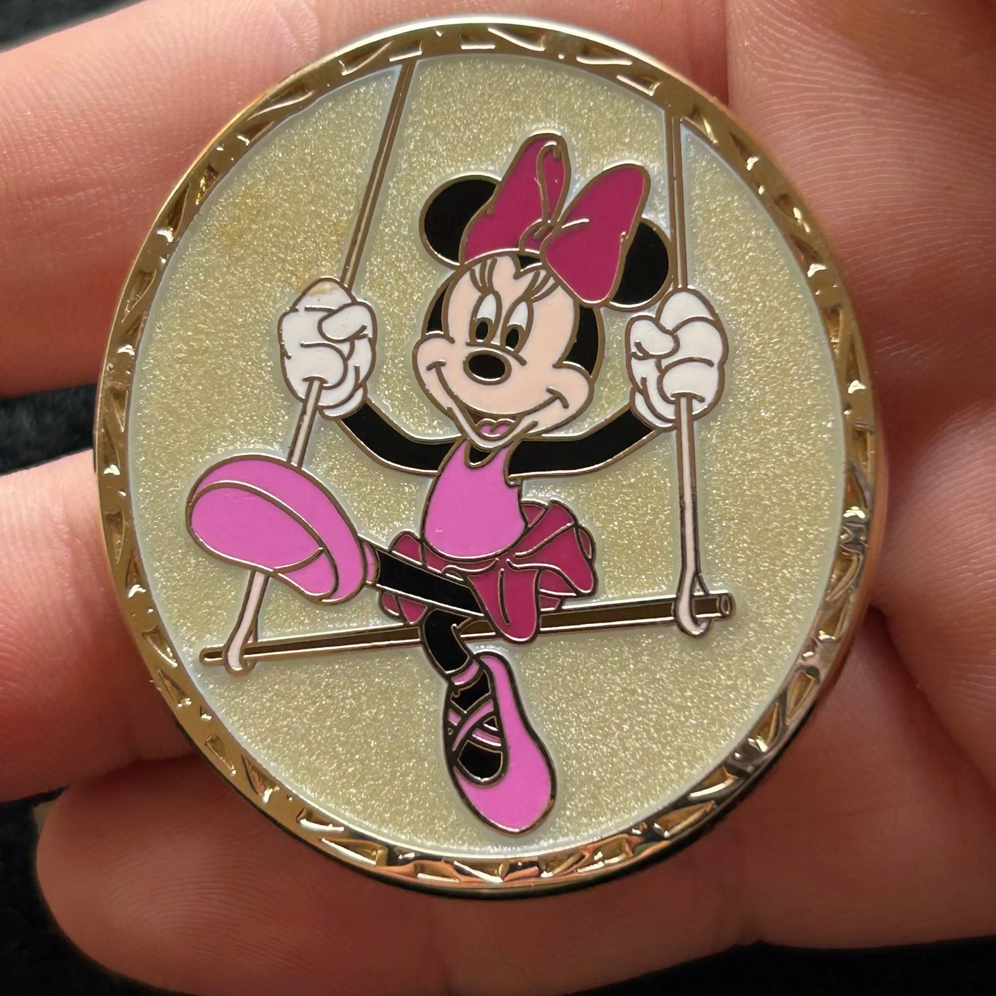 2012 - Minnie Mouse - Ballerina - Swinging - Mickeys Circus - LE 250 - Disney Pin