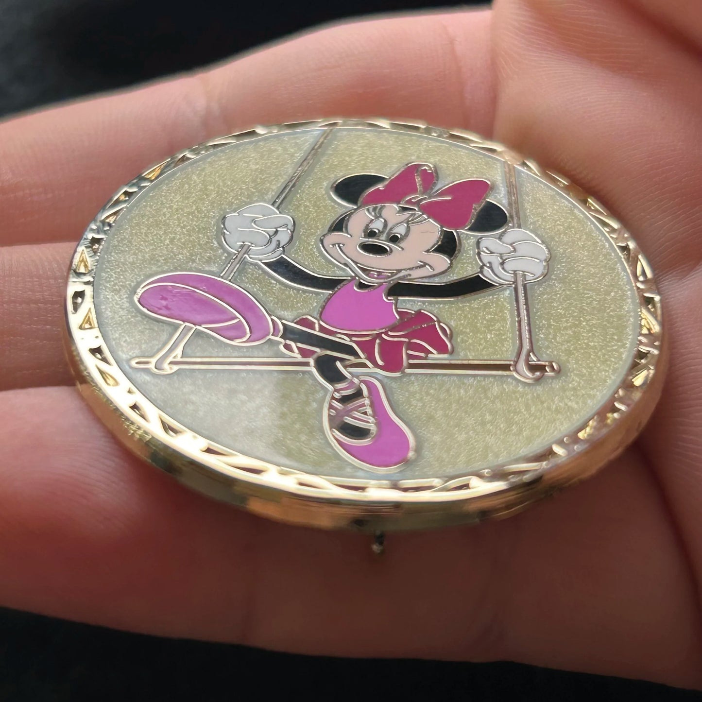 2012 - Minnie Mouse - Ballerina - Swinging - Mickeys Circus - LE 250 - Disney Pin