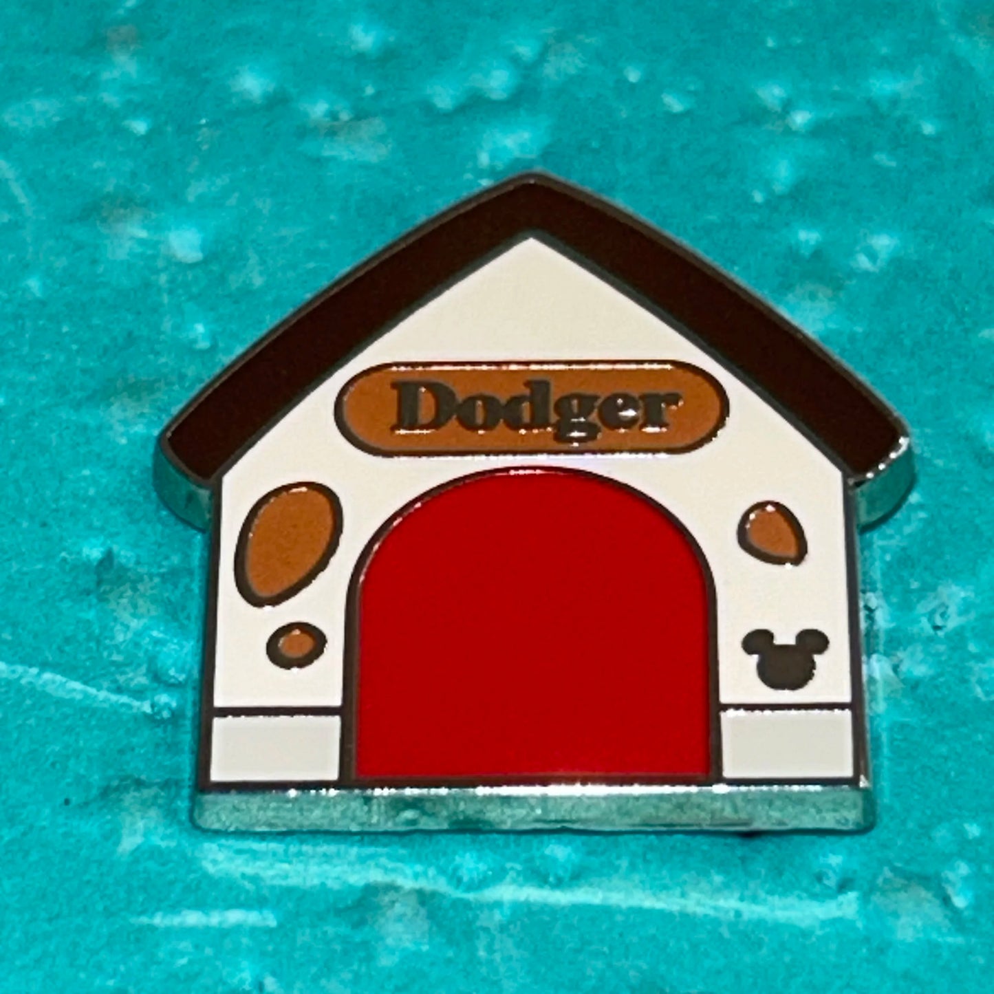 2019 - Dodger - Dog House - Hidden Mickey - Disney Pin