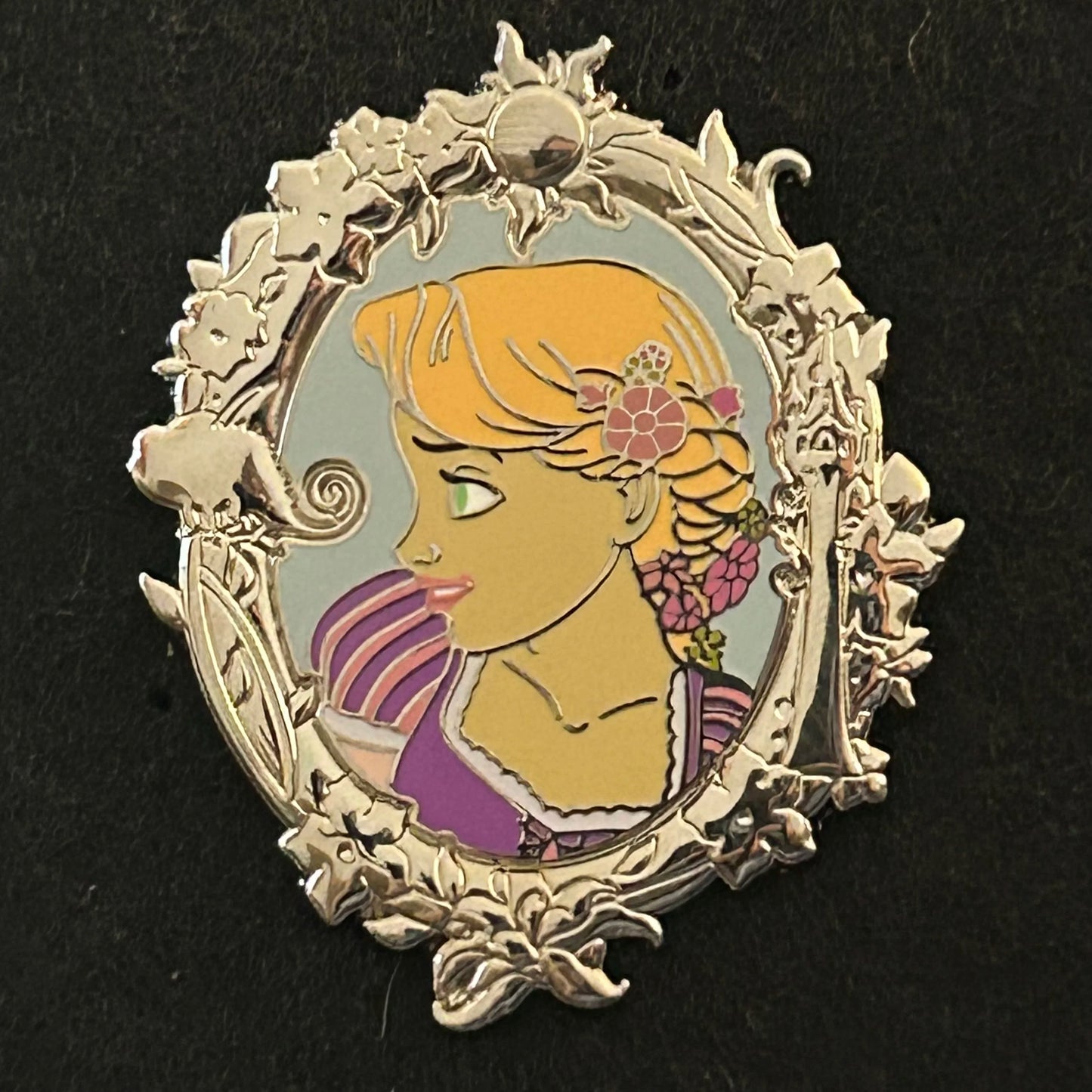 2024 - Rapunzel - Tangled - Side Profile - Portrait - Princess Series - Disney Pin