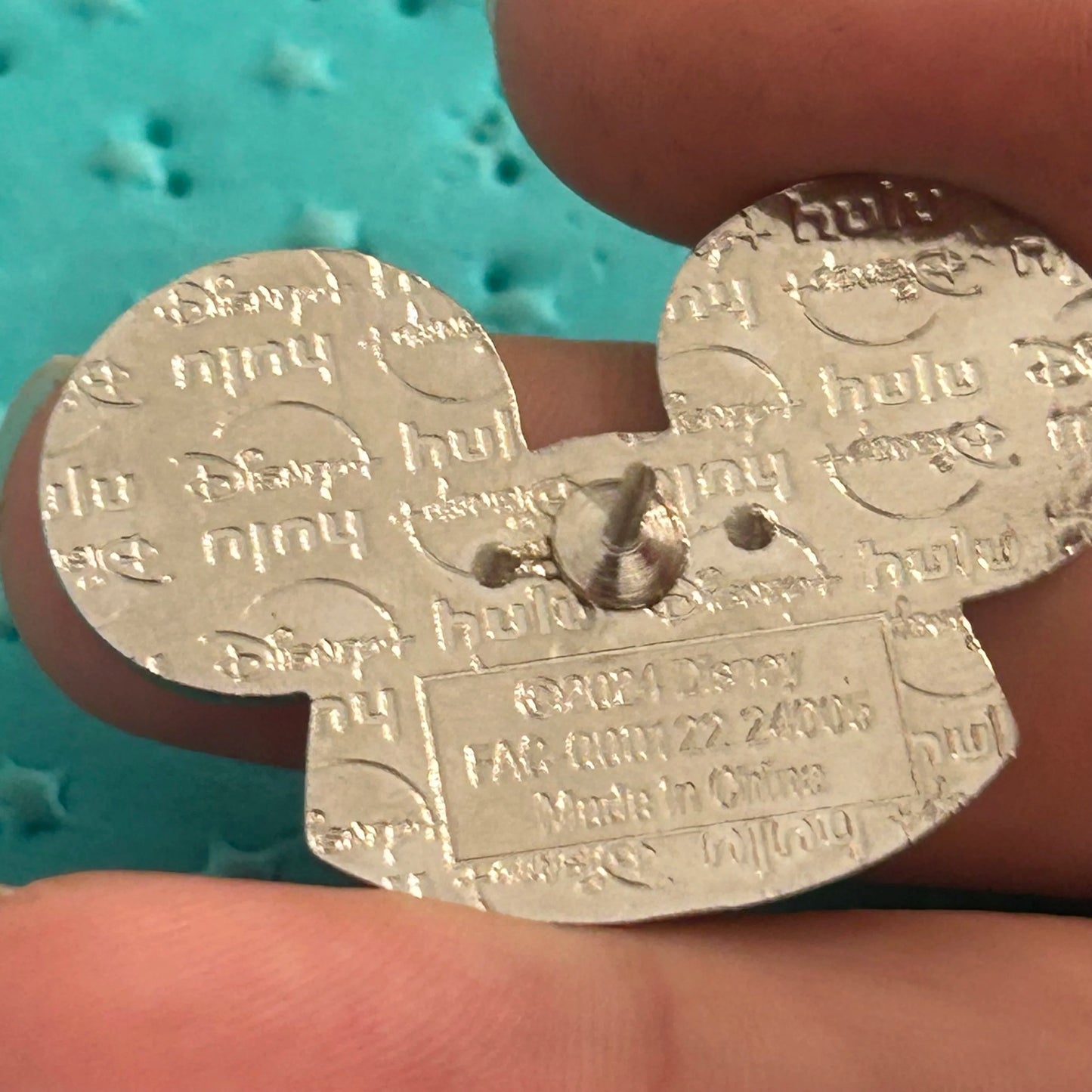 2024 Hulu pin