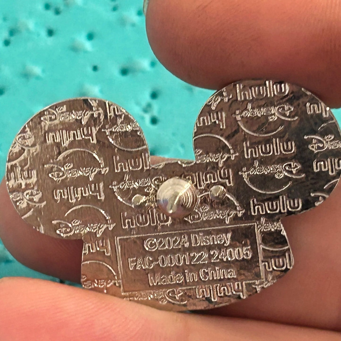 2024 Hulu pin
