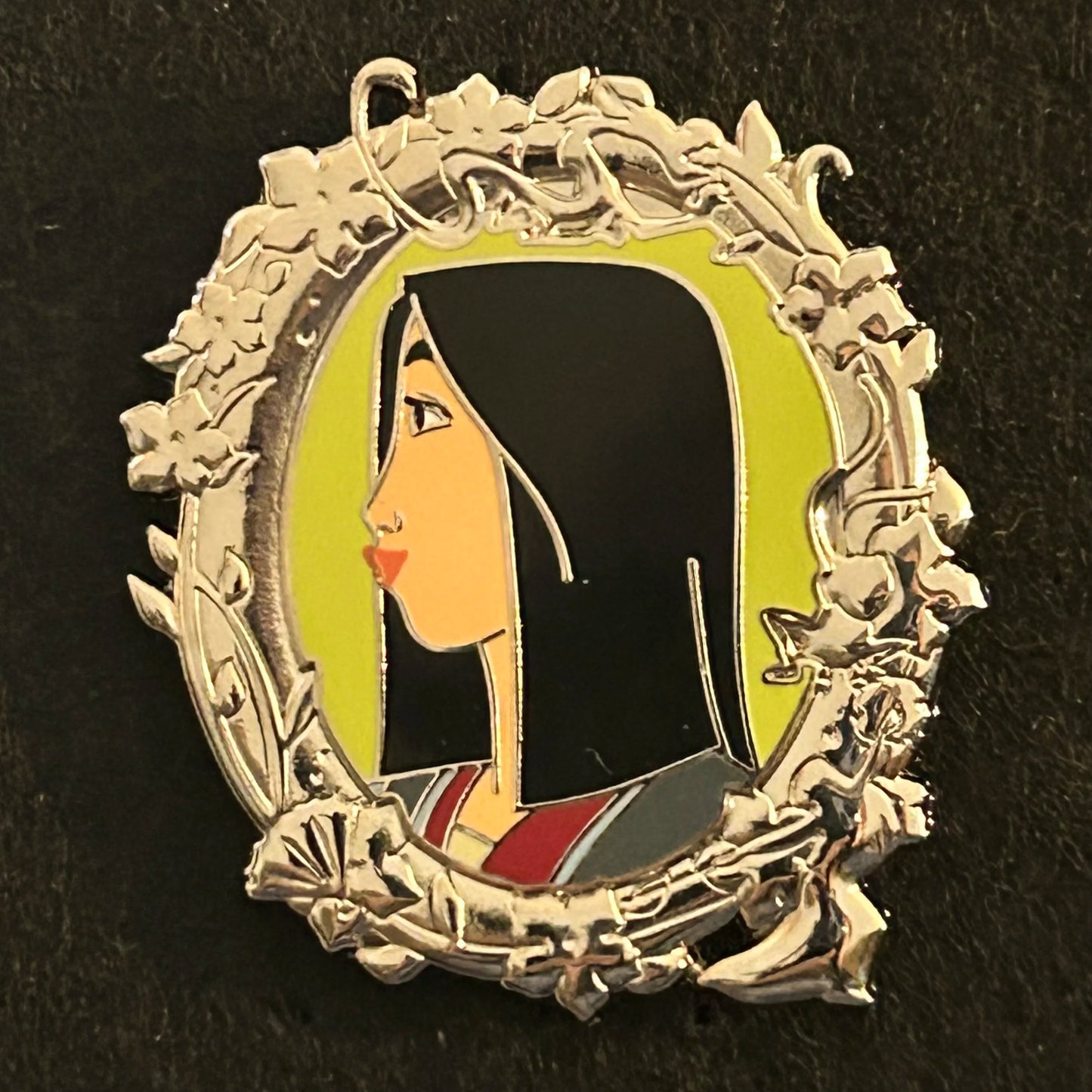 2024 - Mulan - Side Profile - Portrait - Princess Series - Disney Pin