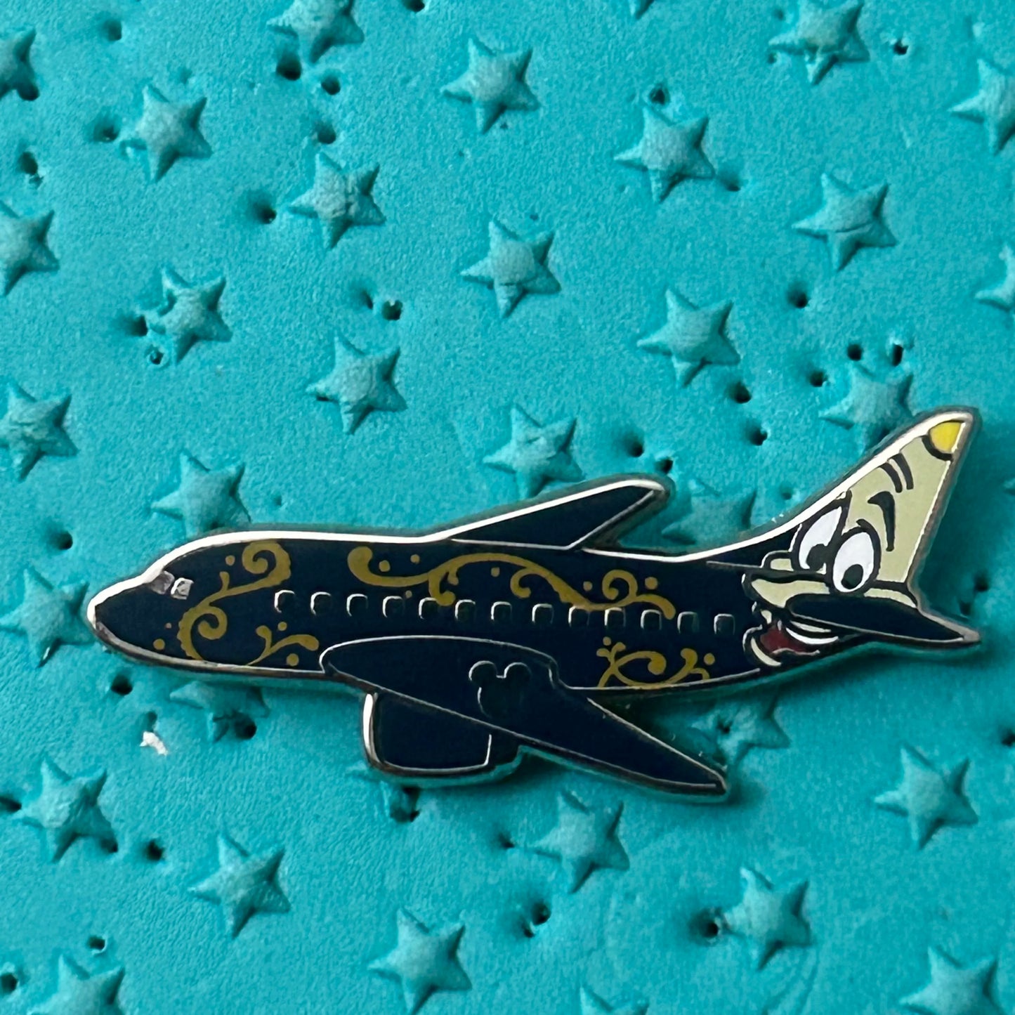Lumiere Hidden Disney Airplane Pin