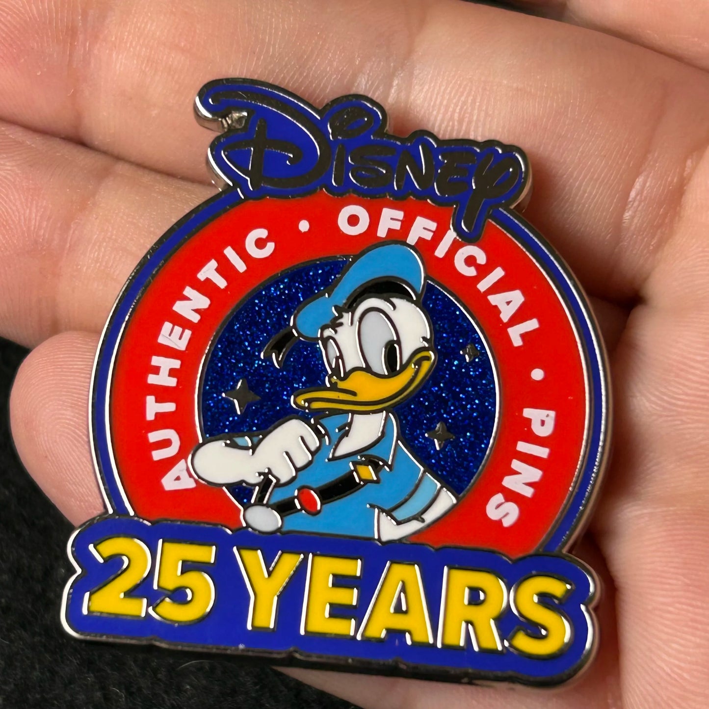 2025 - Donald Duck - 25 Years Of Pin Trading - LR - Logo - Disney Pin