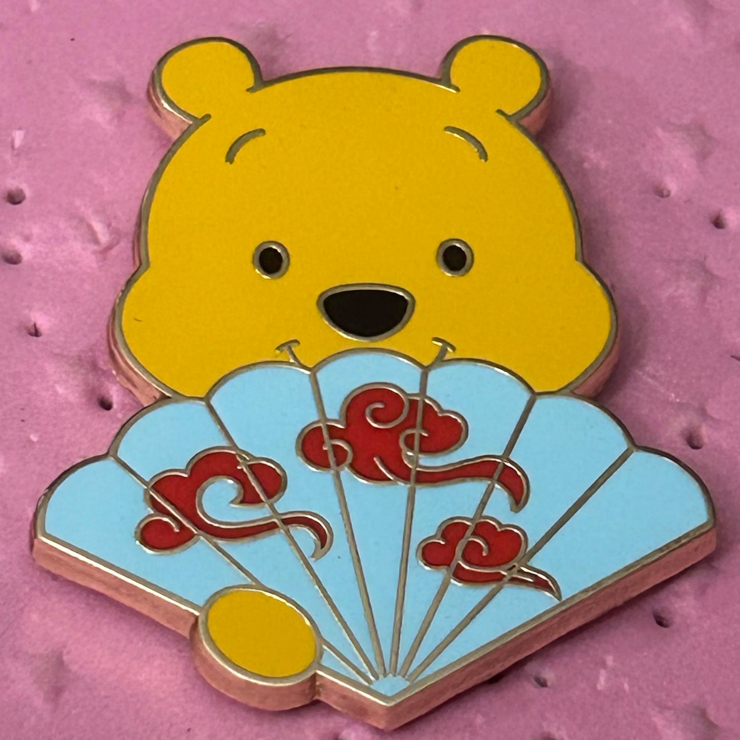 Winnie The Pooh Character Fans Disney Pin