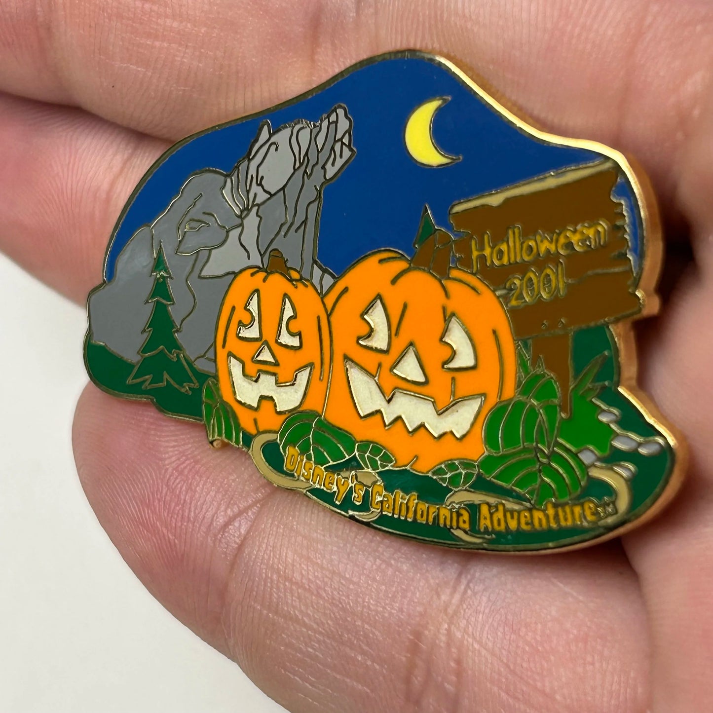 2001 - Pumpkins at Disney California Adventure Park - LE 1,800