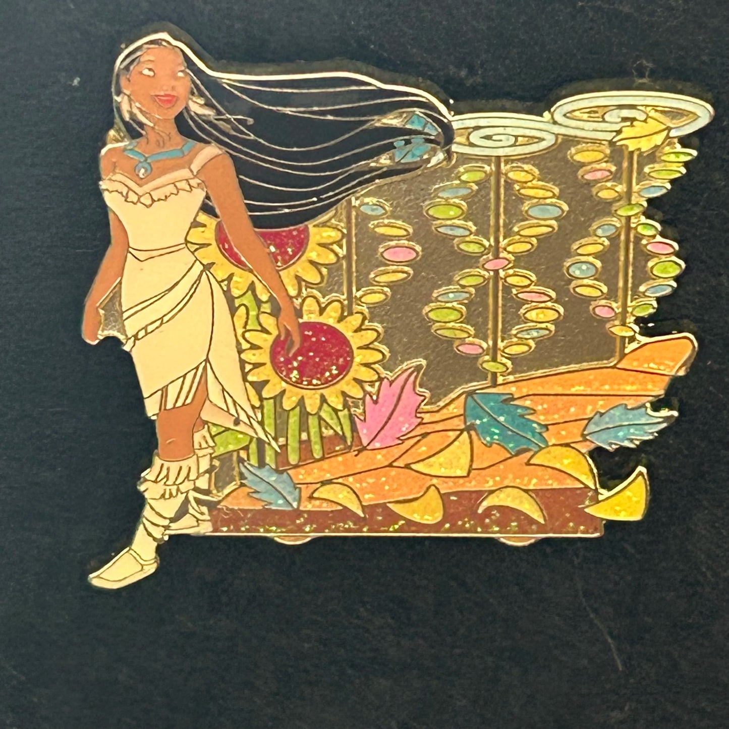 Tokyo Disneyland - Pocahontas - In A Glitter Garden - Disney Pin