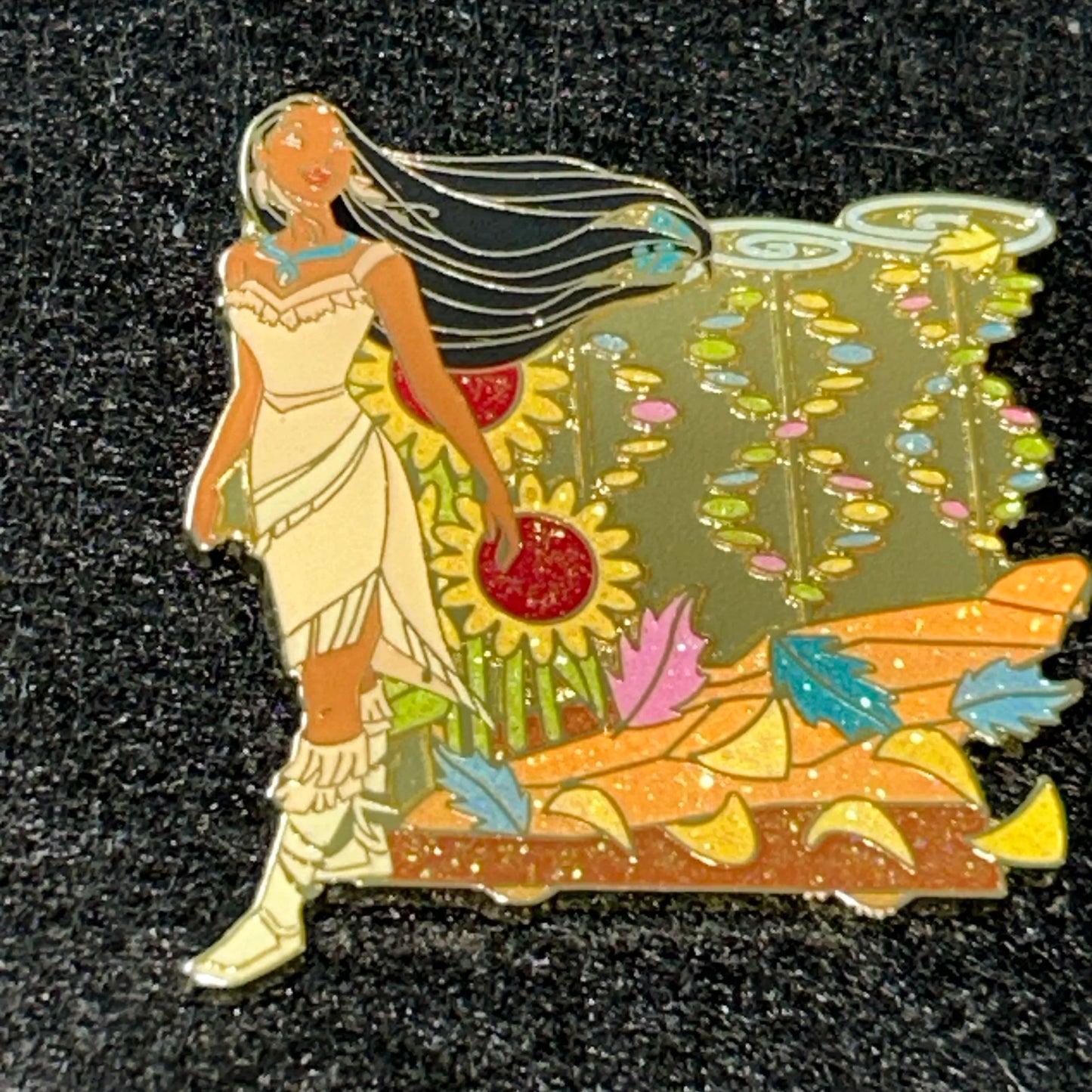 Tokyo Disneyland - Pocahontas - In A Glitter Garden - Disney Pin