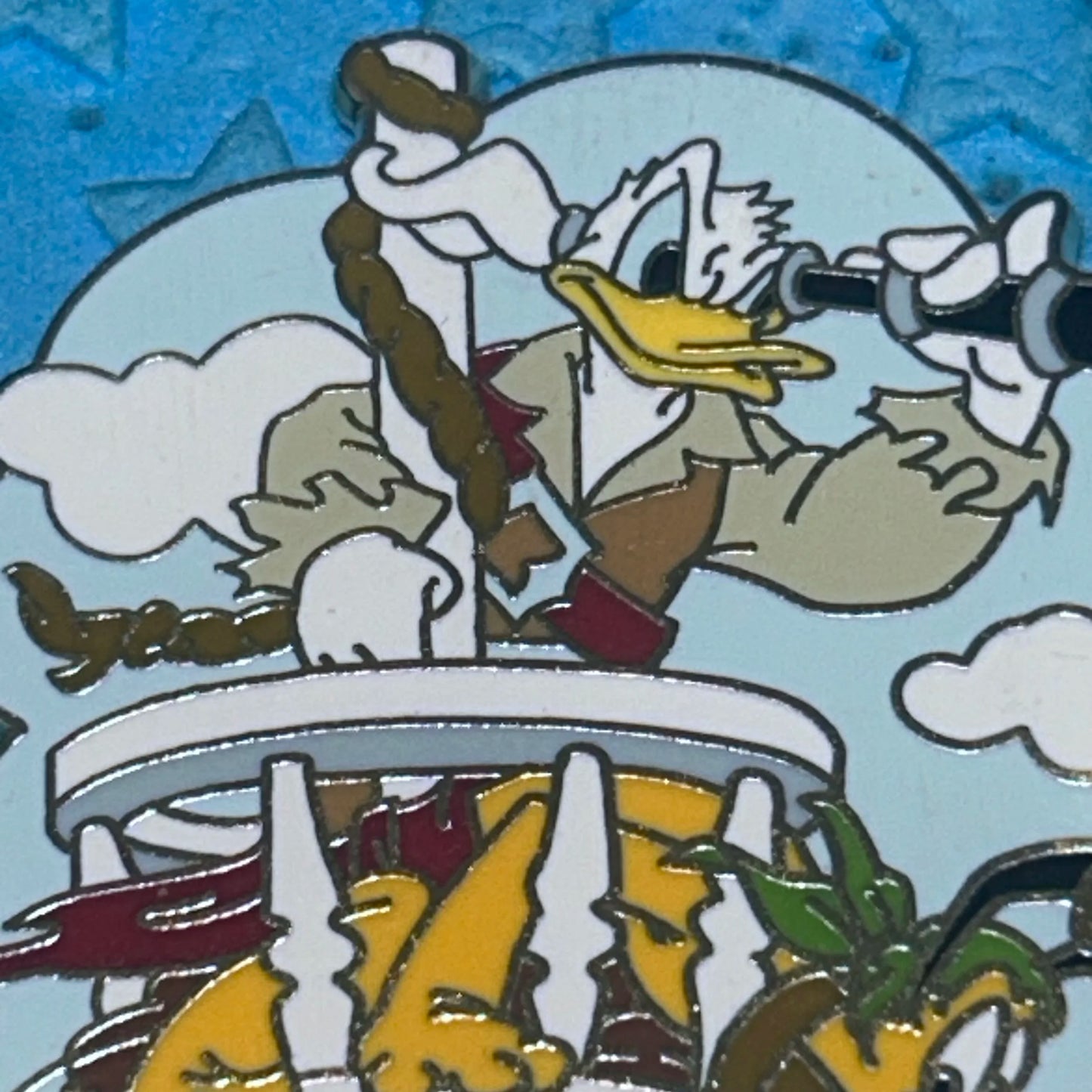 2011 - Pirates of Caribbean - Donald and Pluto - Disney Pin