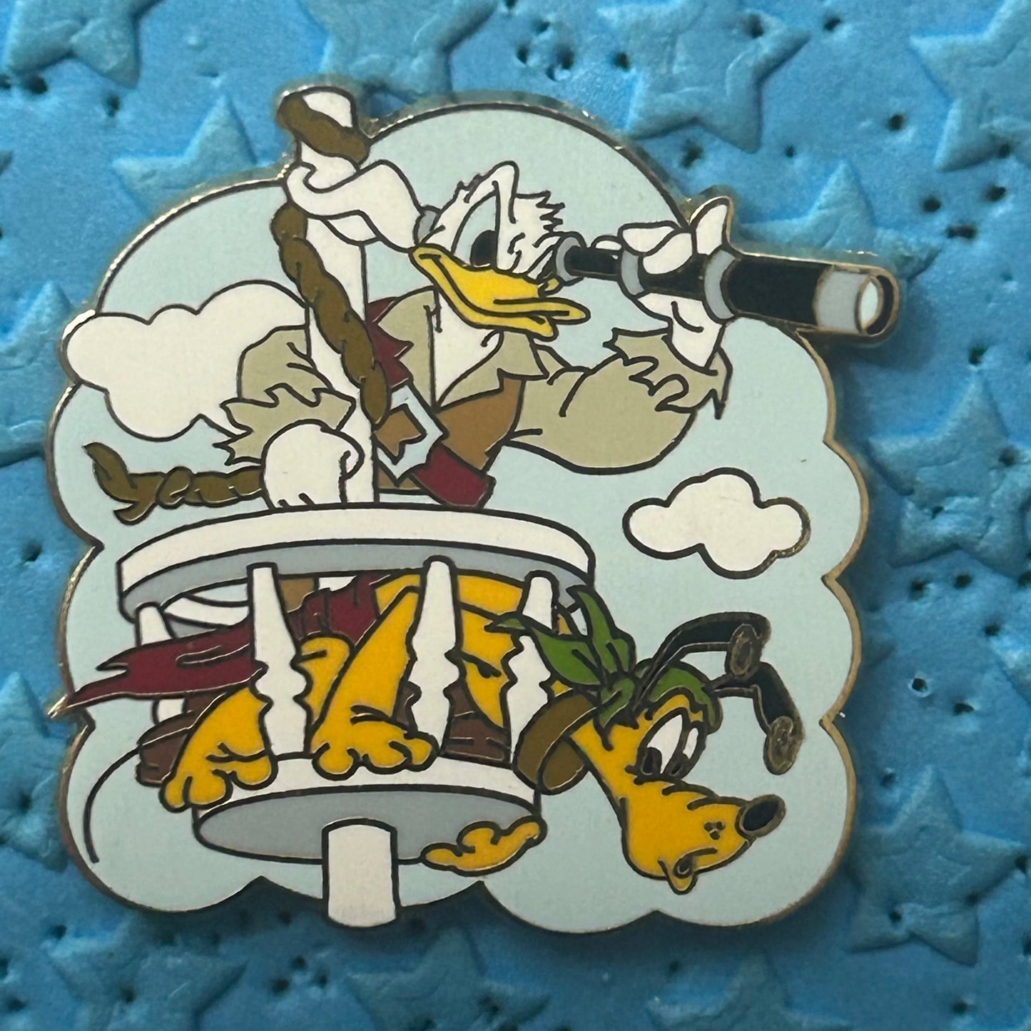 2011 - Pirates of Caribbean - Donald and Pluto - Disney Pin